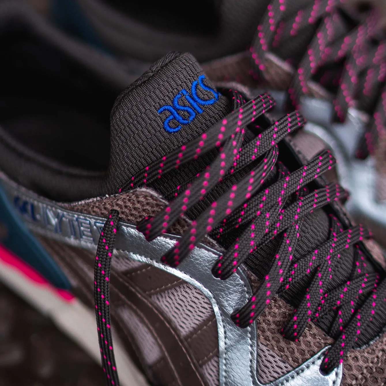 Mens Asics Gel-Lyte 5 (Simply Taupe/Greige) - 1203A283-250 Casual Elegance Lightweight Cushioning