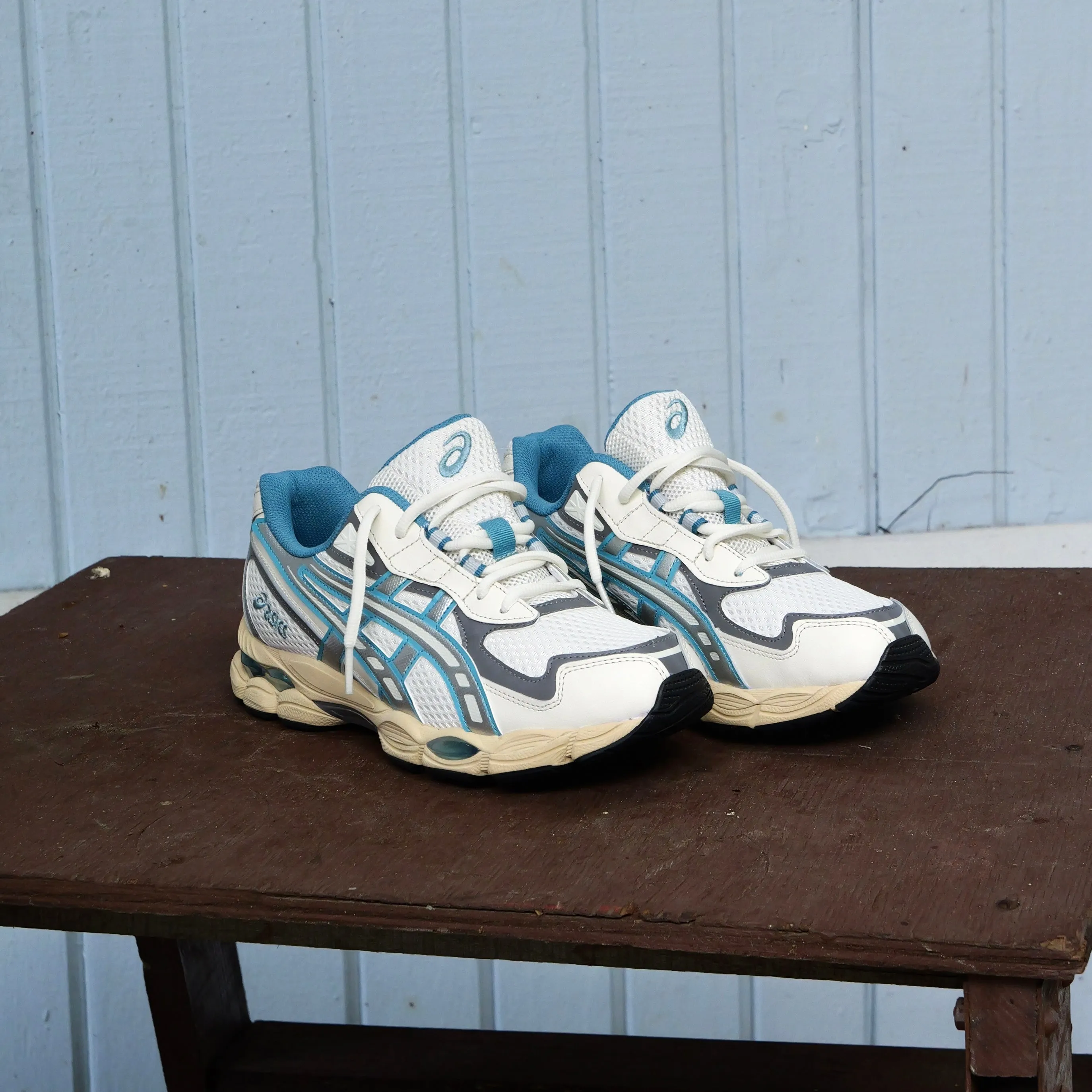 Mens Asics Gel-NYC 2055 (Cream/Blue Teal) junior - style Easy traction