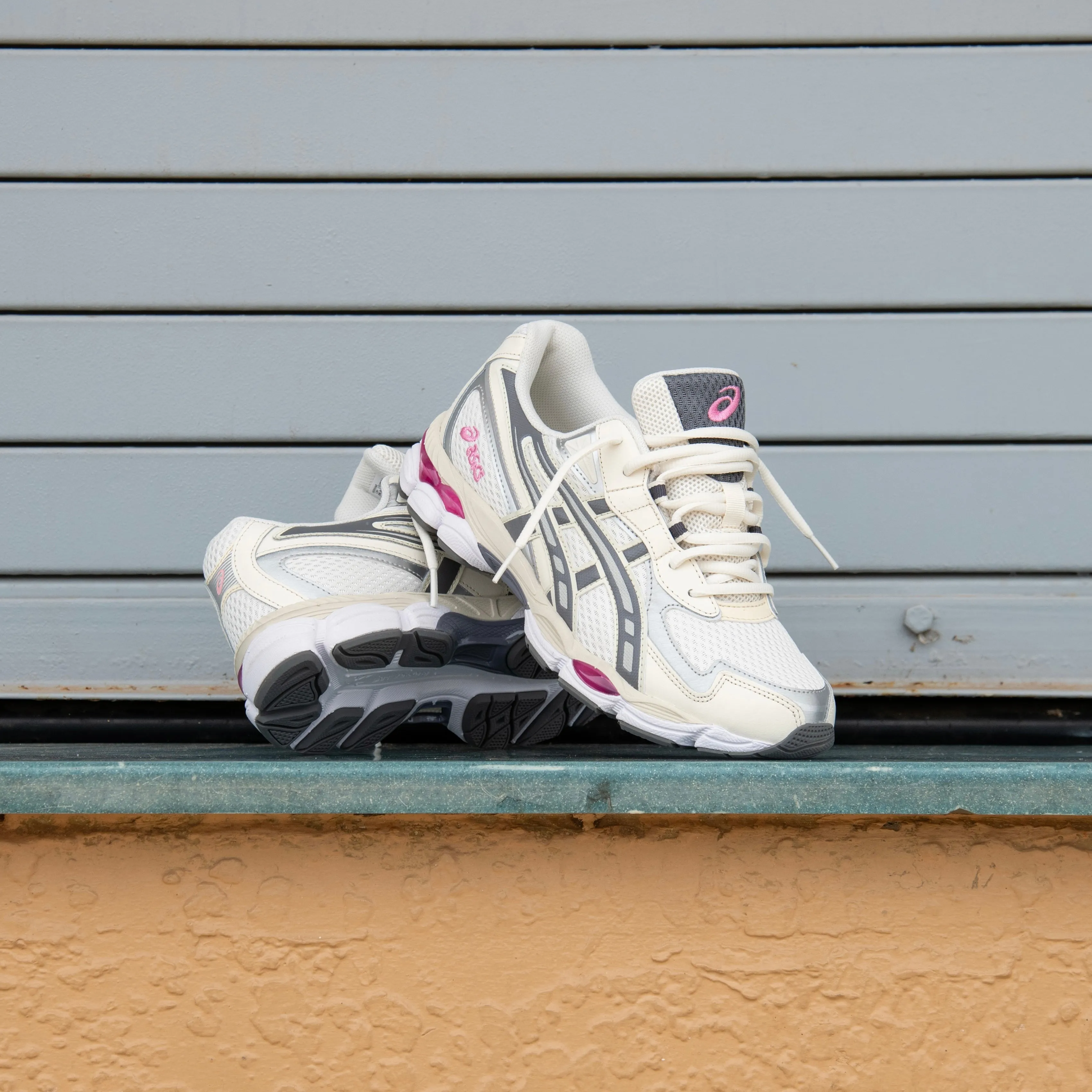 Proper Mens Asics Gel-NYC 2055 (Cream/Carbon)
