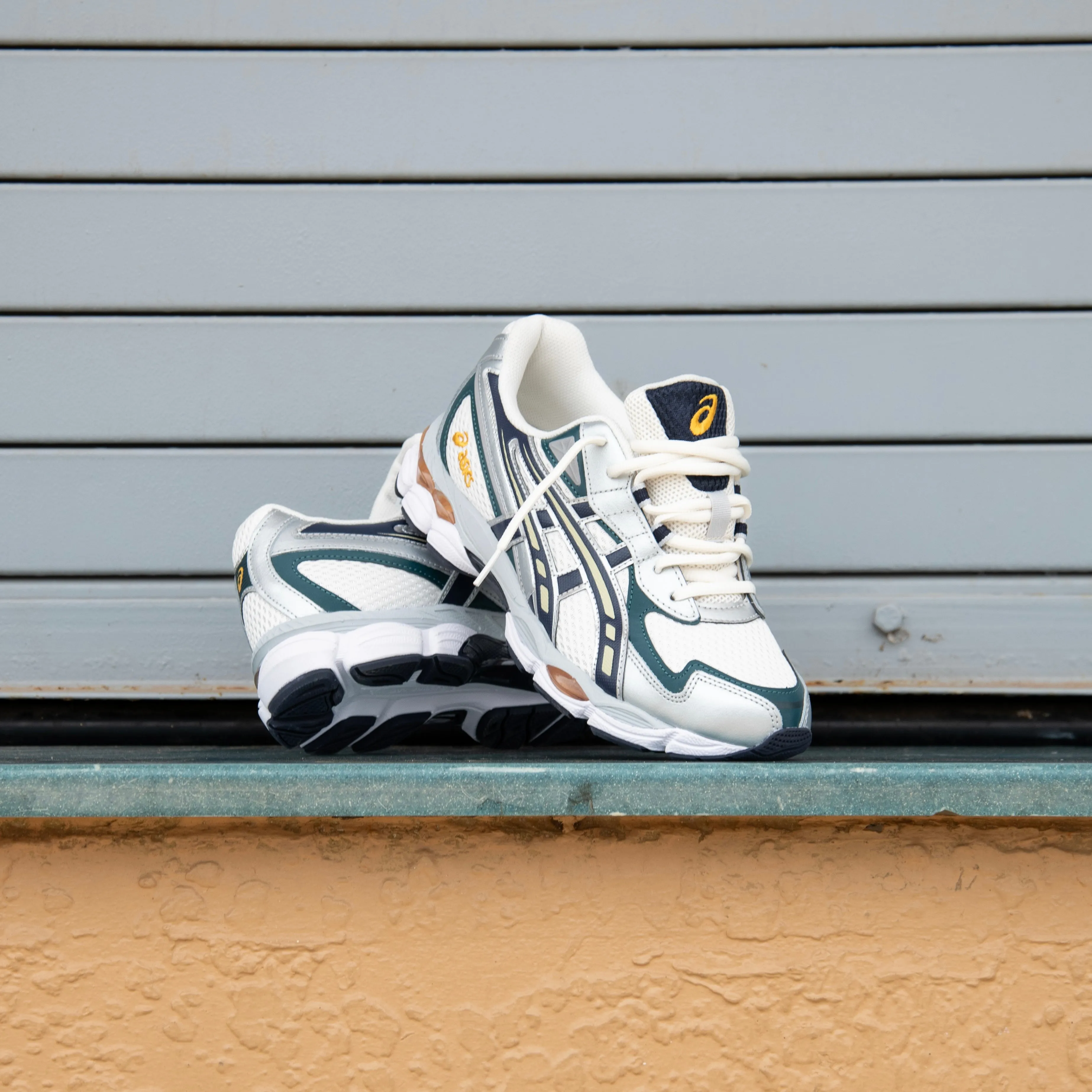 Mens Asics Gel-NYC 2055 (Cream/Midnight) Supportive Lining