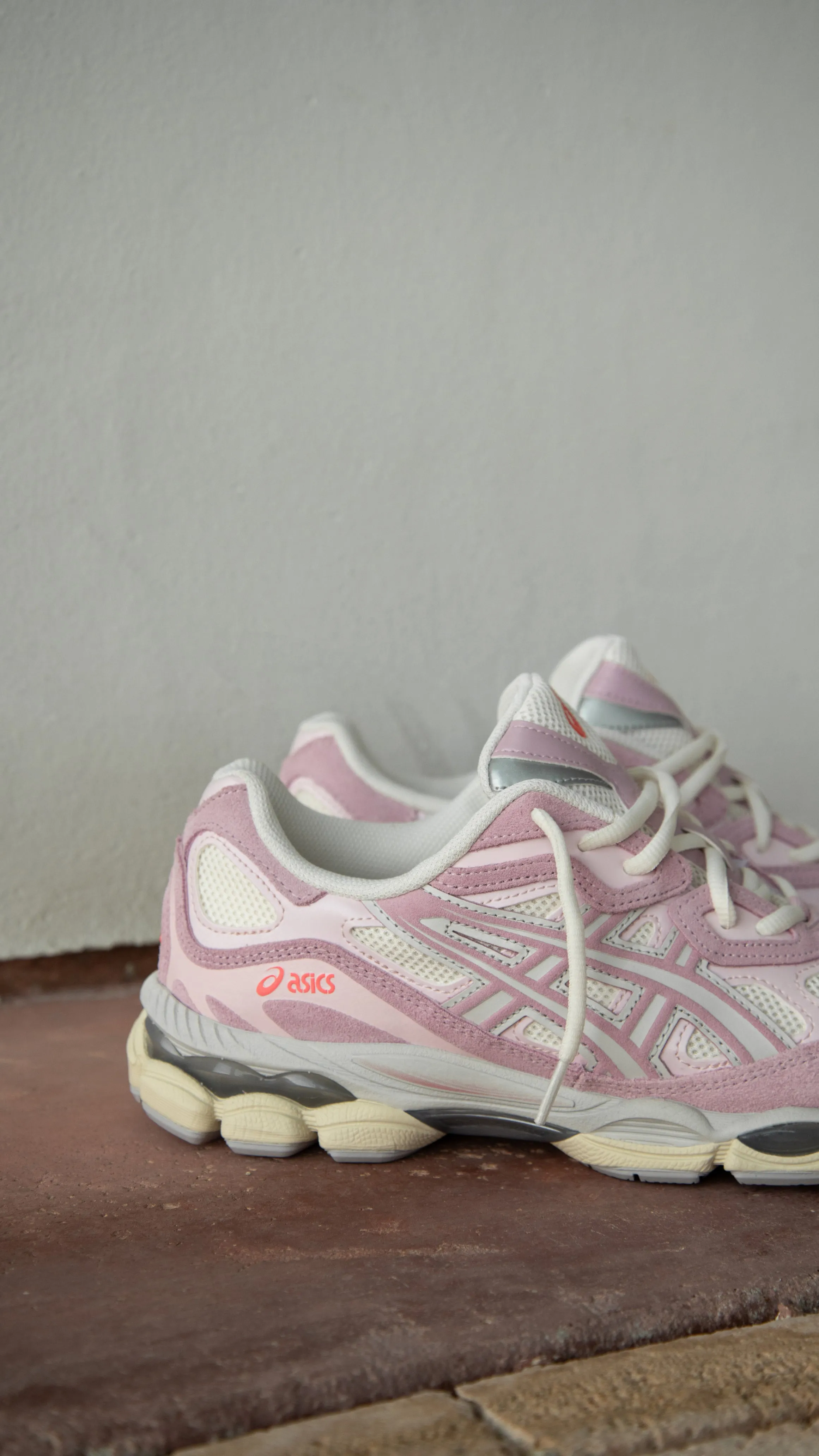 edition Mens Asics Gel-NYC (Cream/Rose Water)