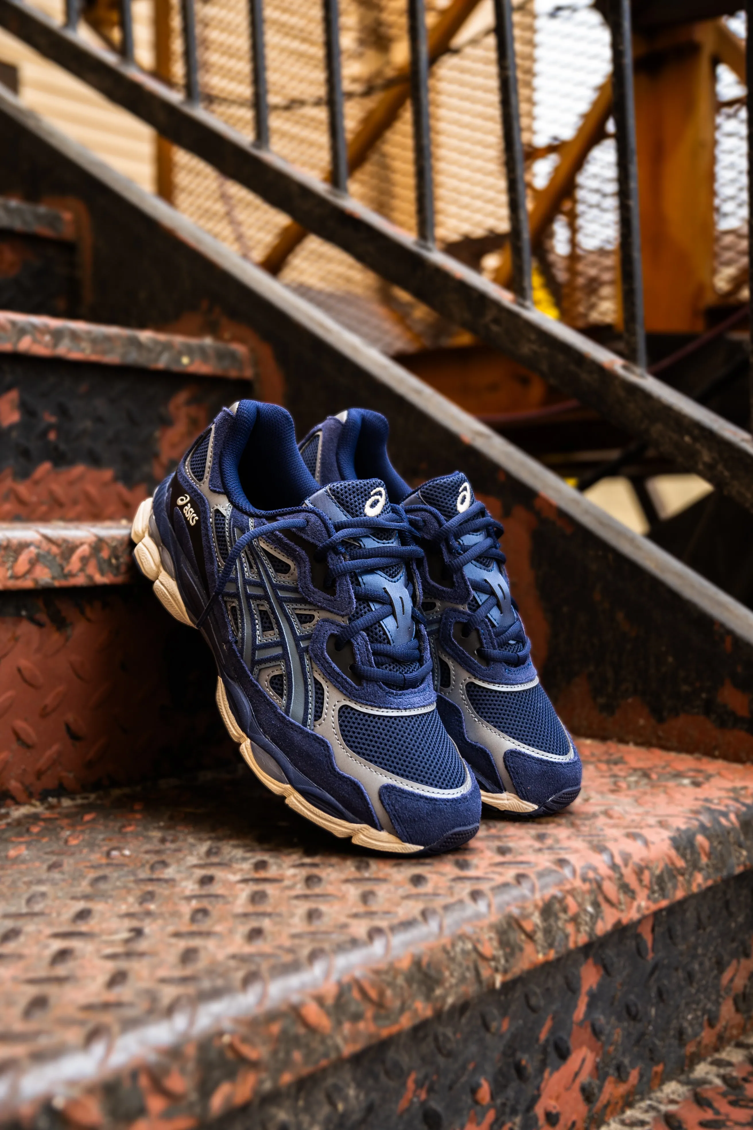 Mens Asics Gel-NYC (Midnight/Midnight) main Refined Ease