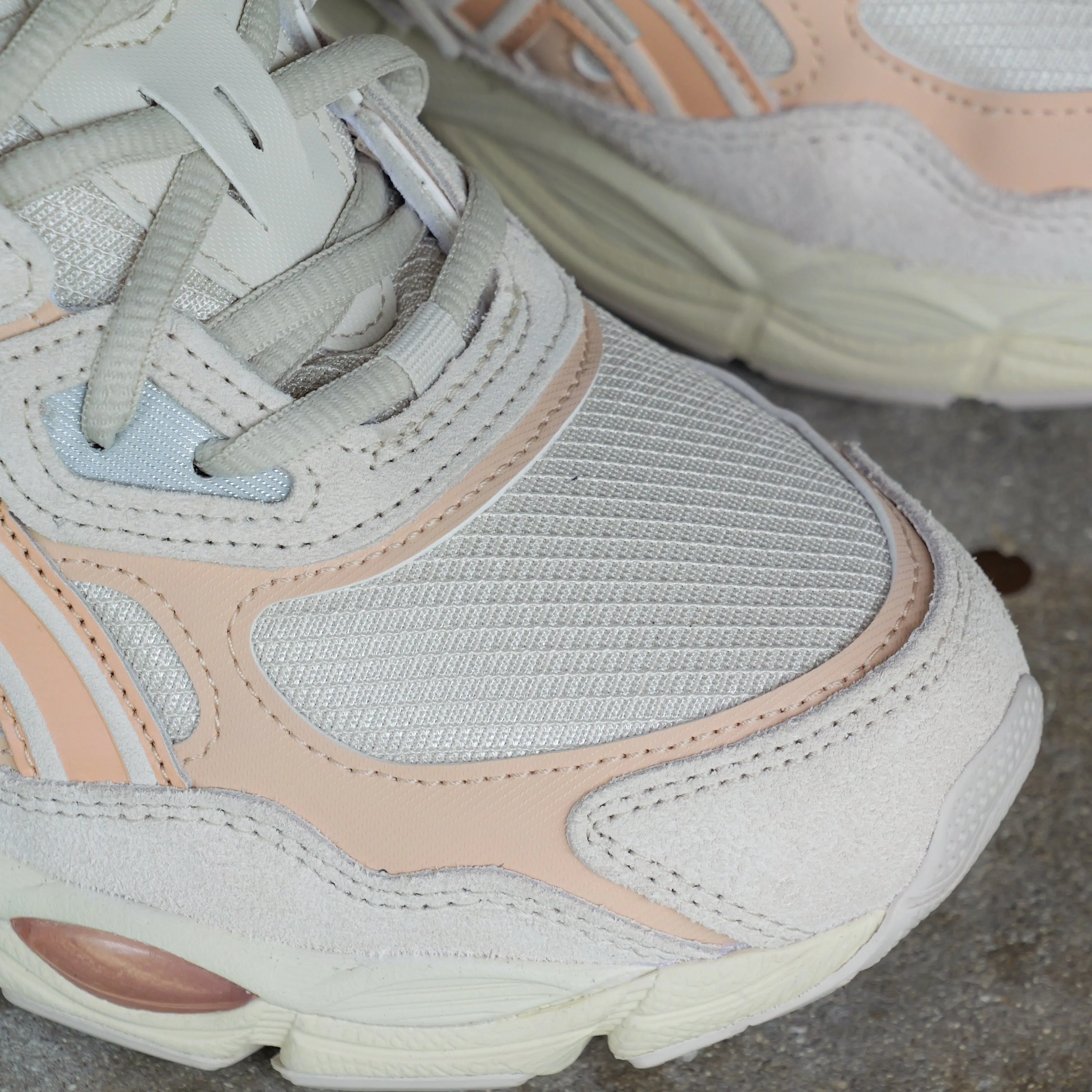 Mens Asics Gel-NYC (Oatmeal/Bisque) cross - trainers' versatility