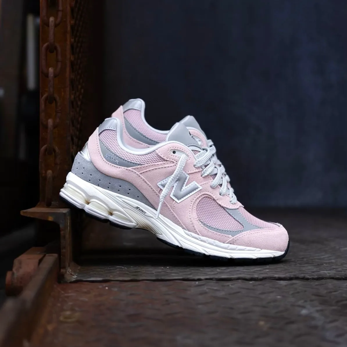 Mens New Balance 2002R (Orb Pink) - M2002RFC office workers