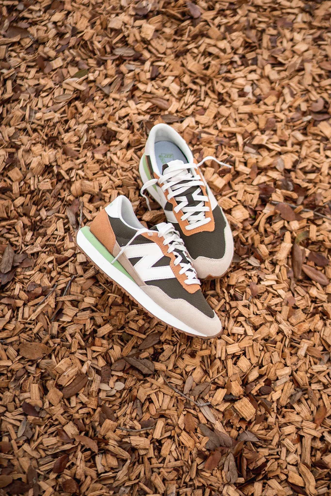 funky dancer Mens New Balance 237 (Oakwood) - MS237AH