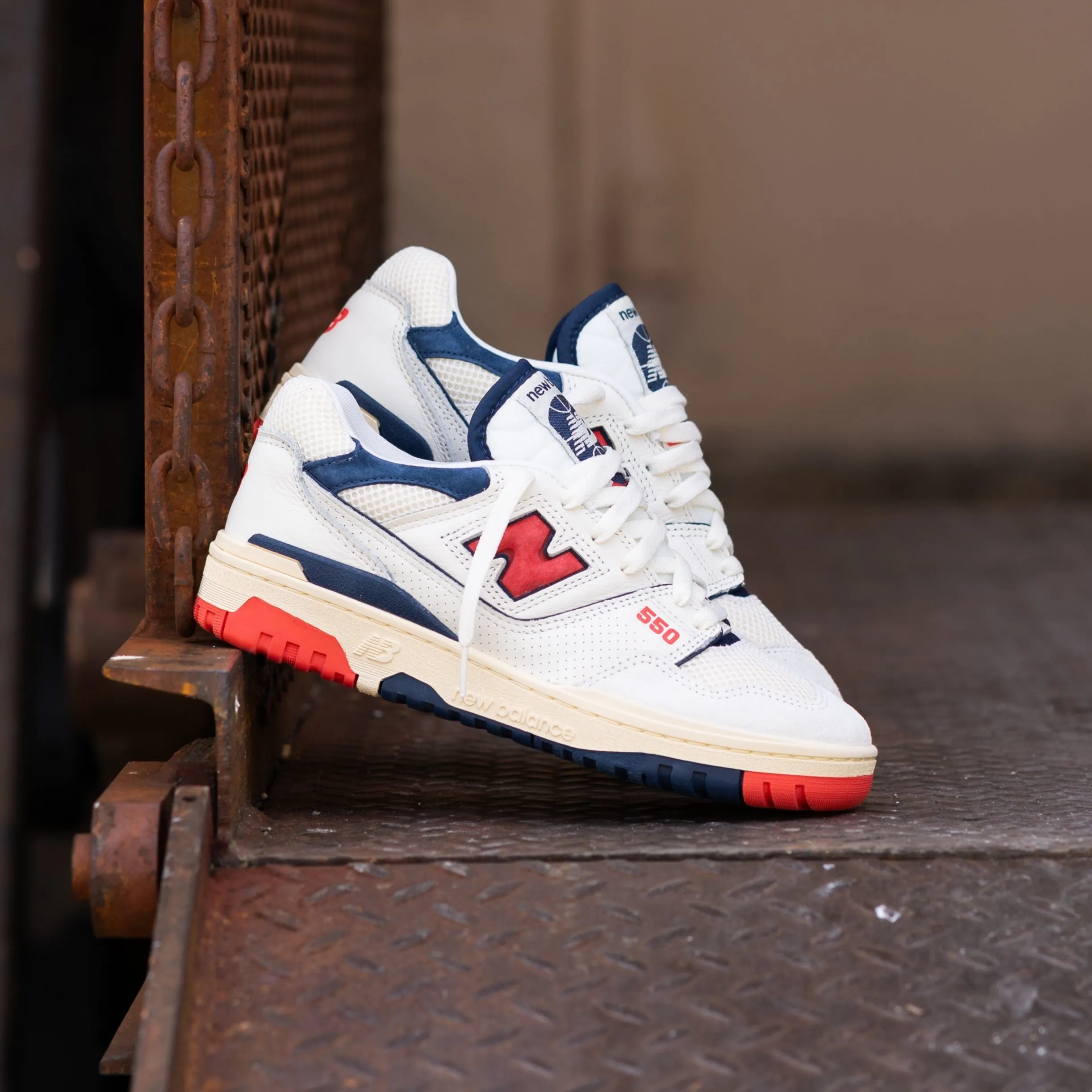 stretchy design Smooth Mens New Balance 550 (White/Red) - BB550CPB