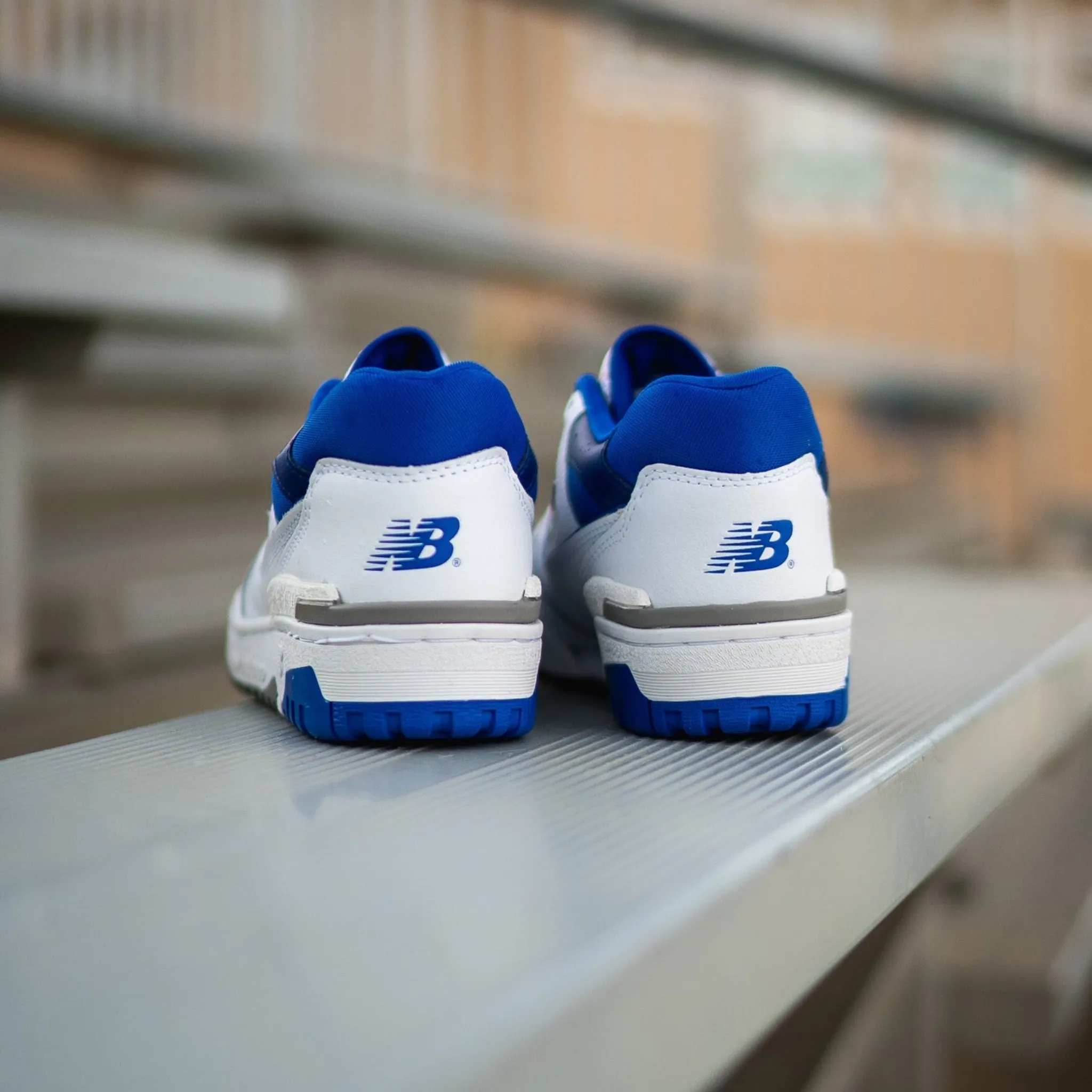 tag Mens New Balance 550 (White/Royal) - BB550WTN