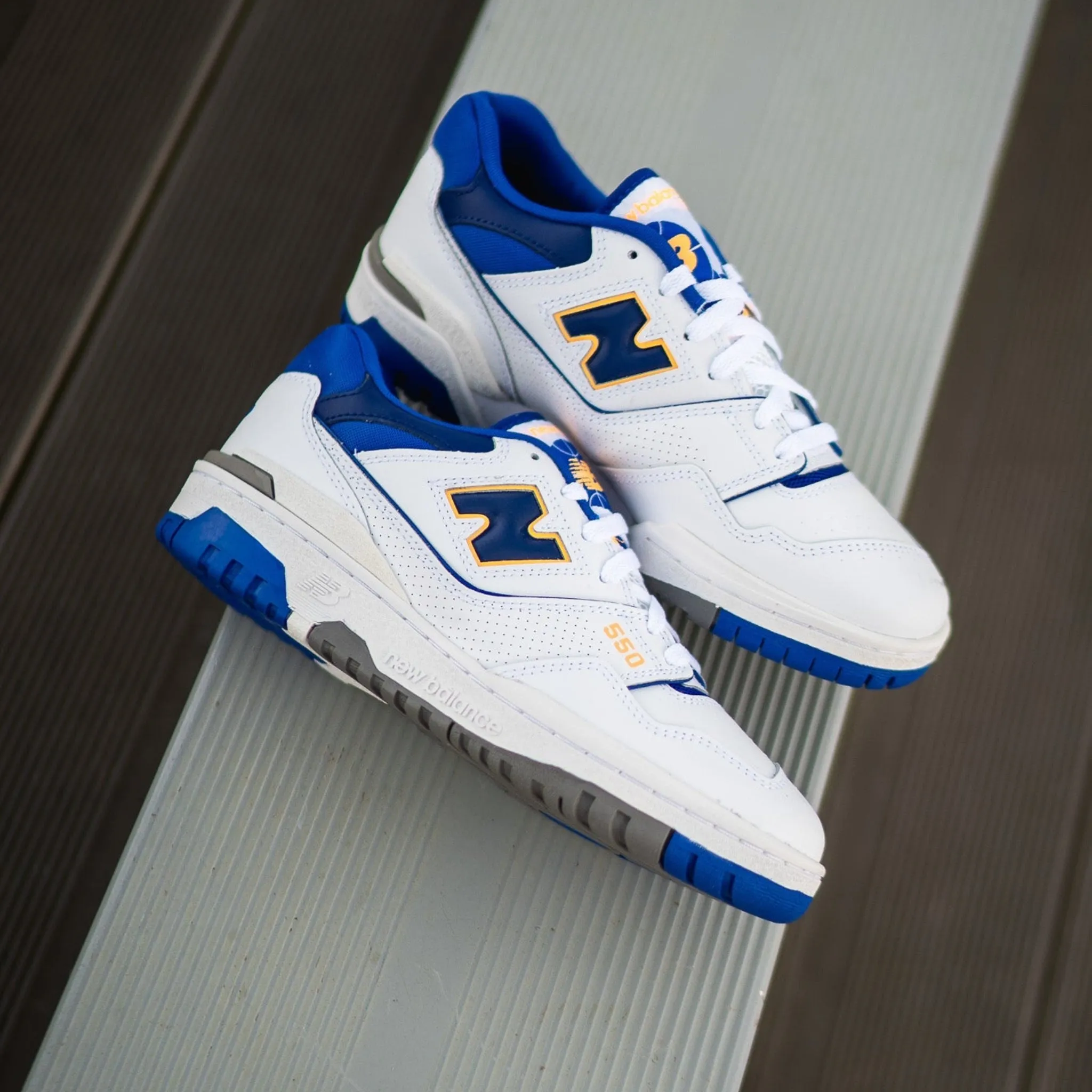 Mens New Balance 550 (White/Royal) - BB550WTN Canvas