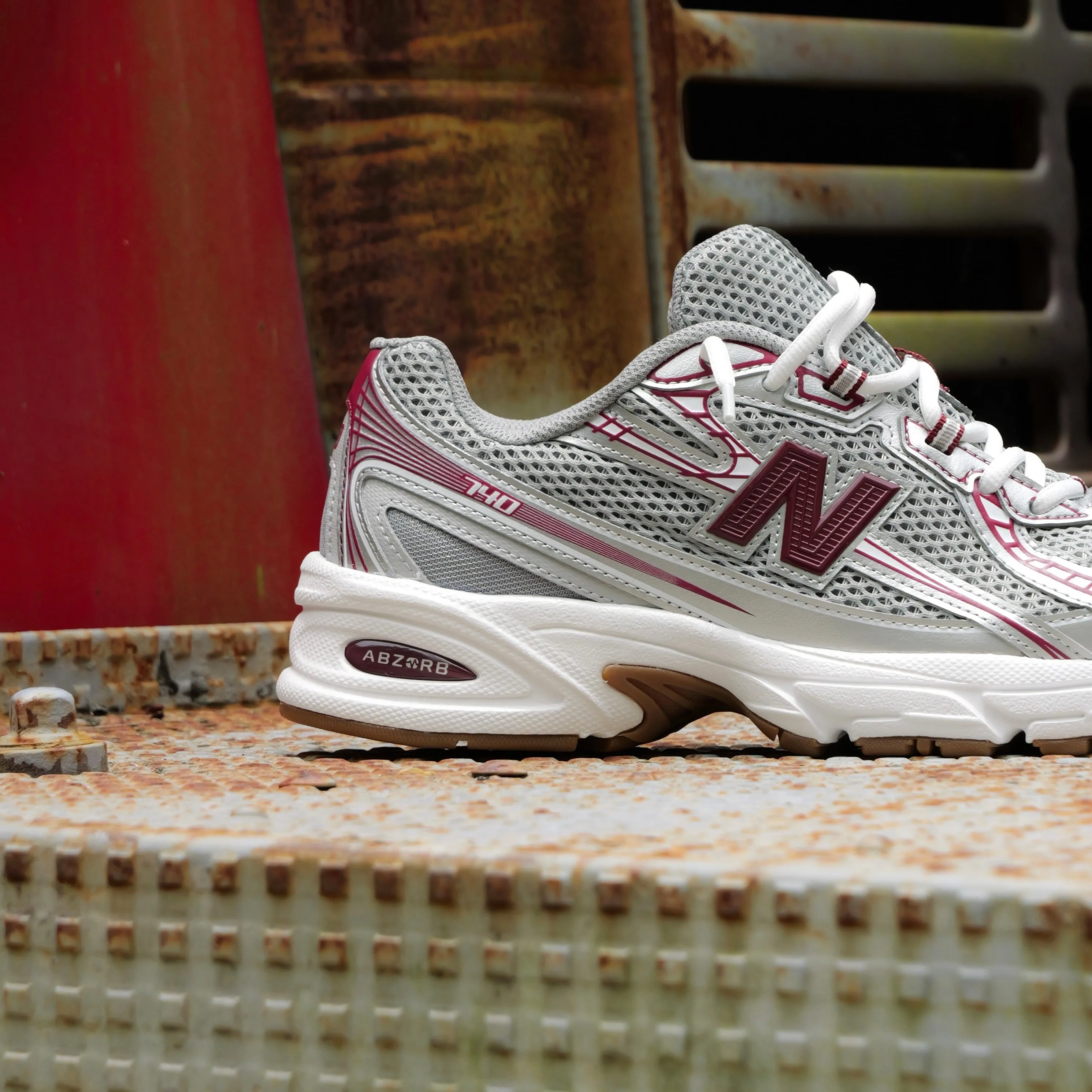 snowy - weather City Mens New Balance 740MS2 (Maroon/Grey)