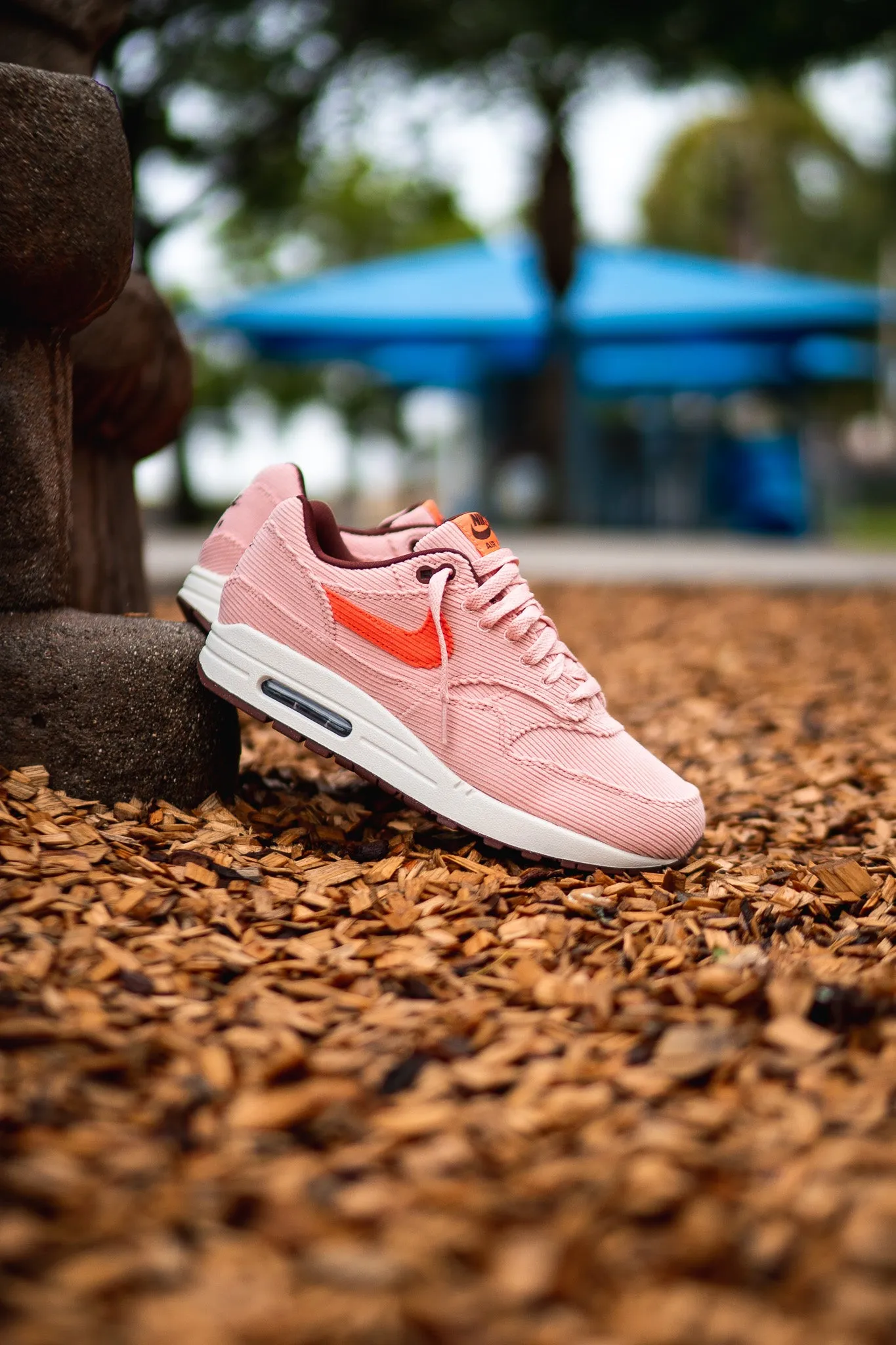 Layered Design Mens Nike Air Max 1 PRM (Coral Star)