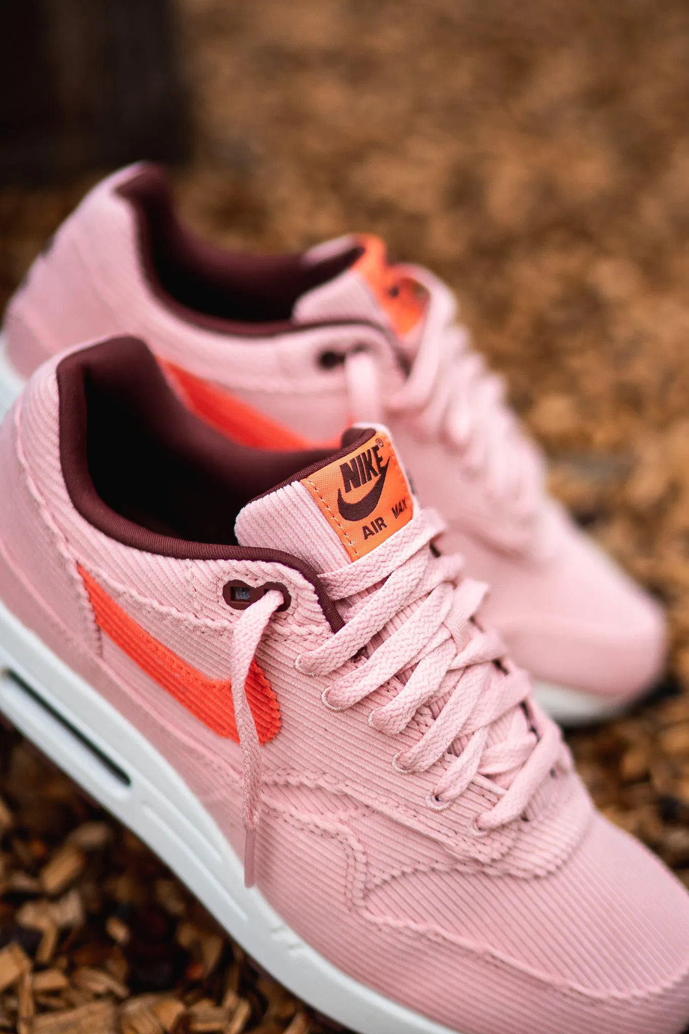 most Secure look Mens Nike Air Max 1 PRM (Coral Star)