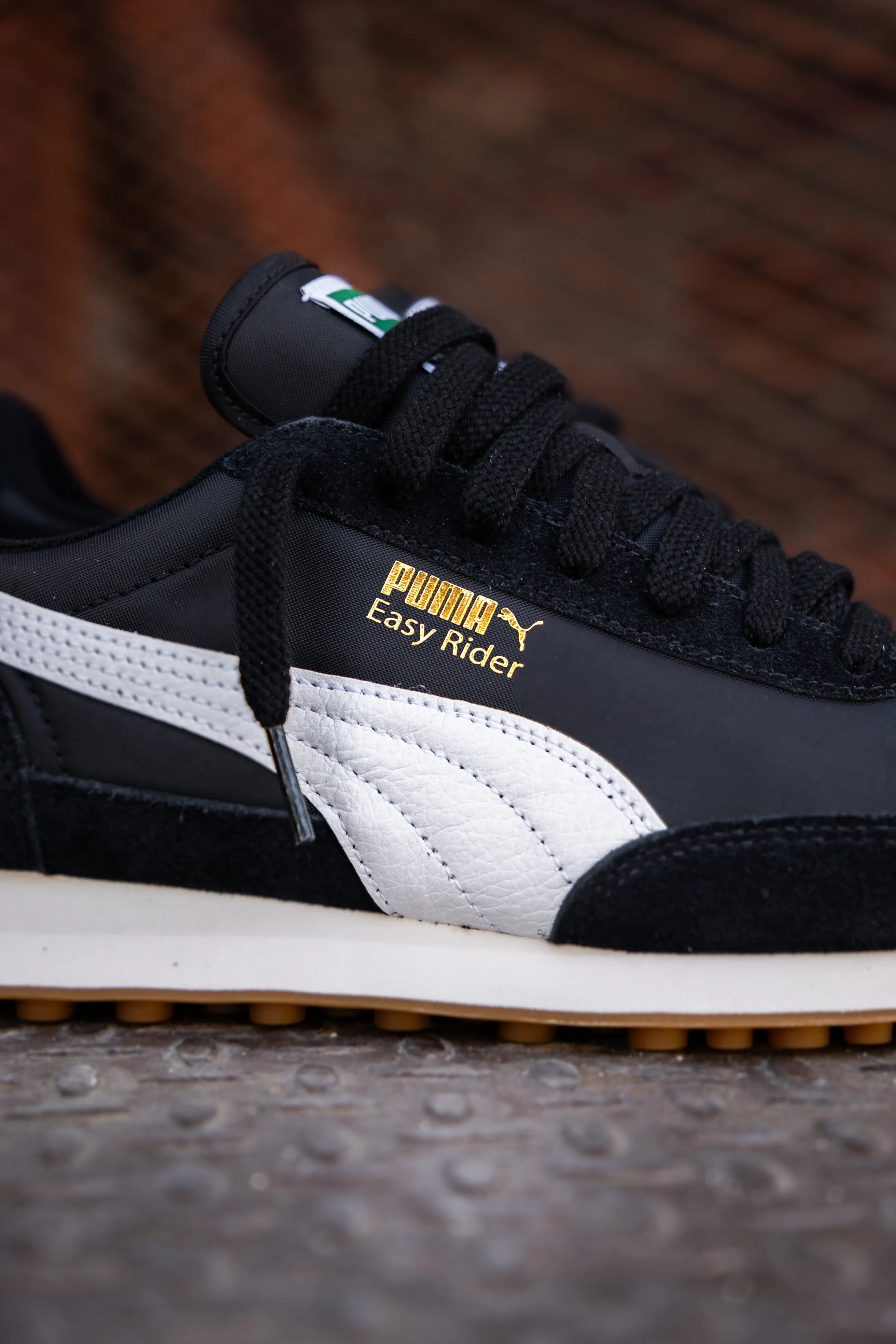 Lightweight Construction Mens Puma Easy Rider Vintage (Puma Black/Puma White)