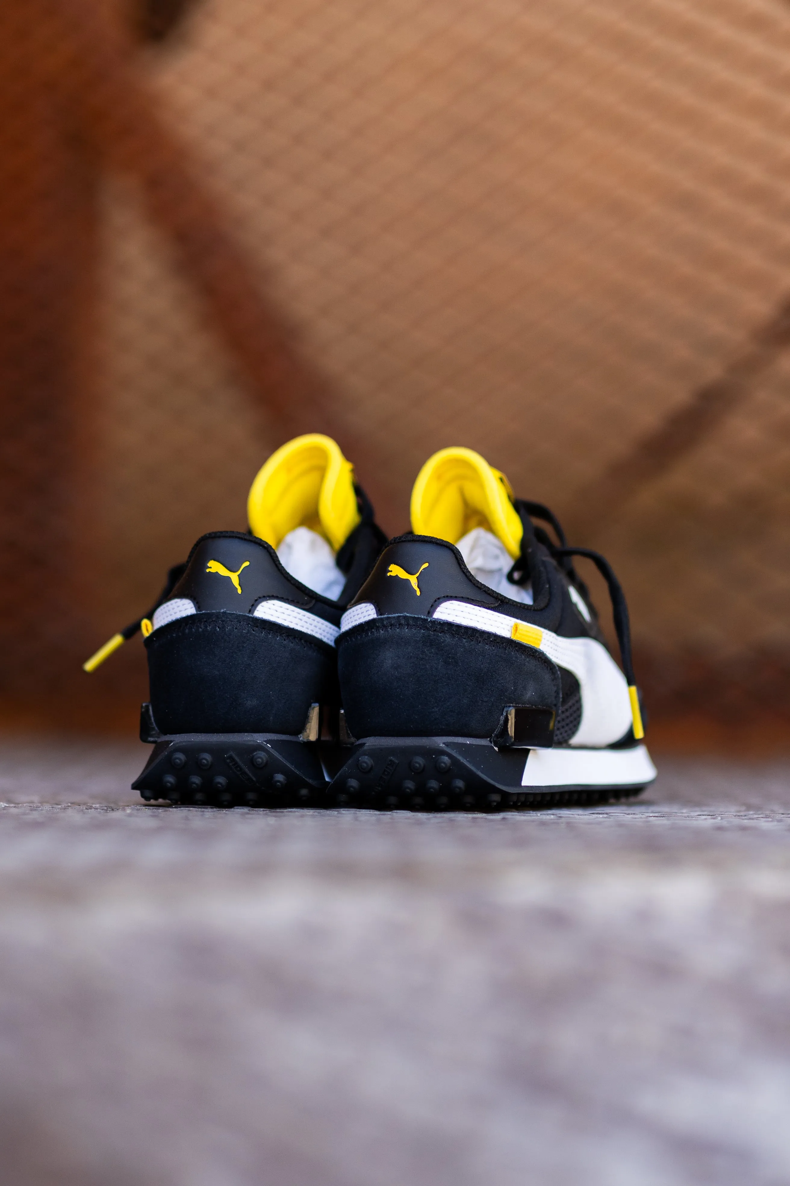 Cool Design Mens Puma Future Rider BVB (Asphalt/Black/Cyber Yellow)