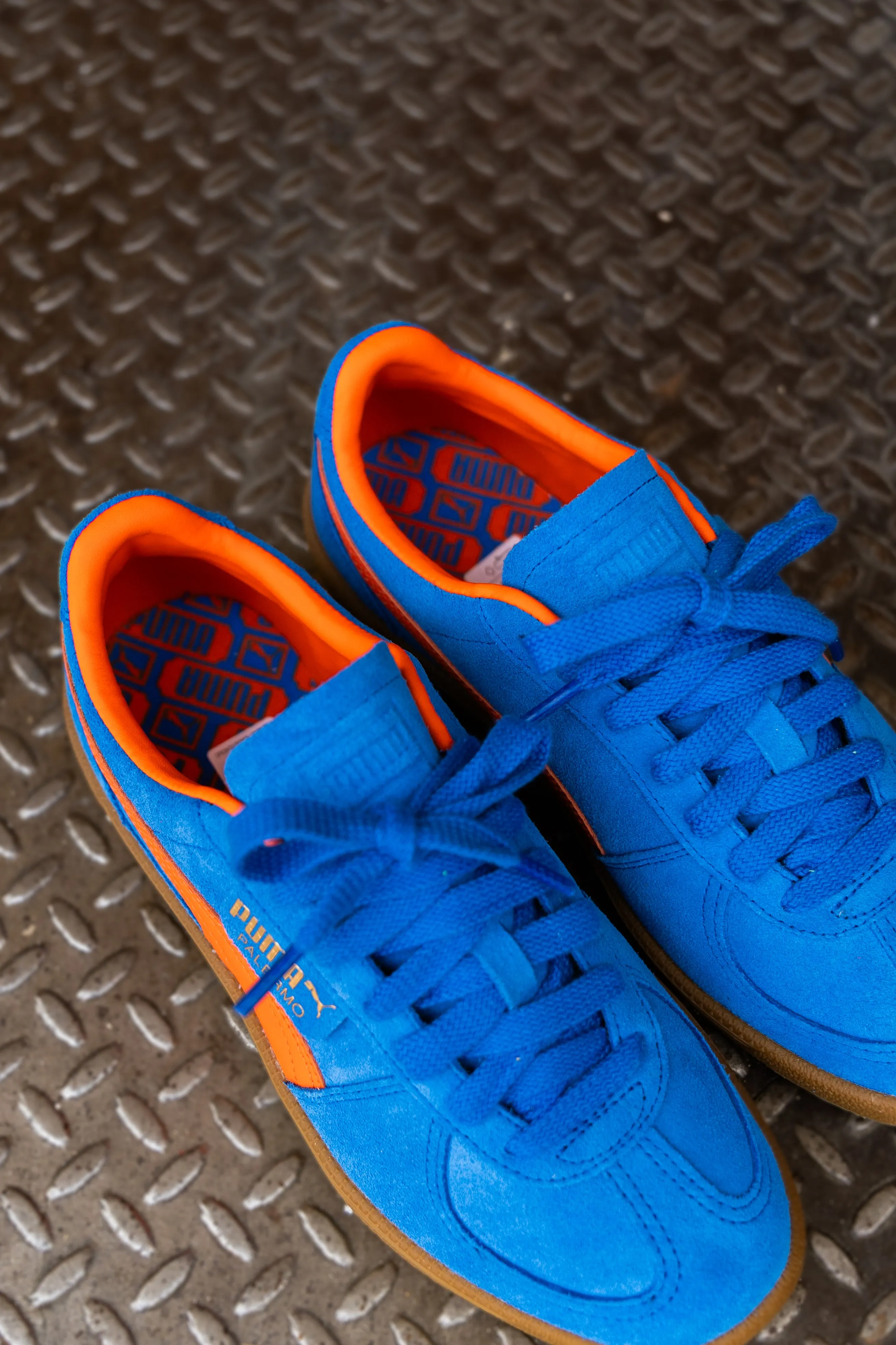 Mens Puma Palermo (Hyperlink Blue/Flame Flicker/Gum) Special