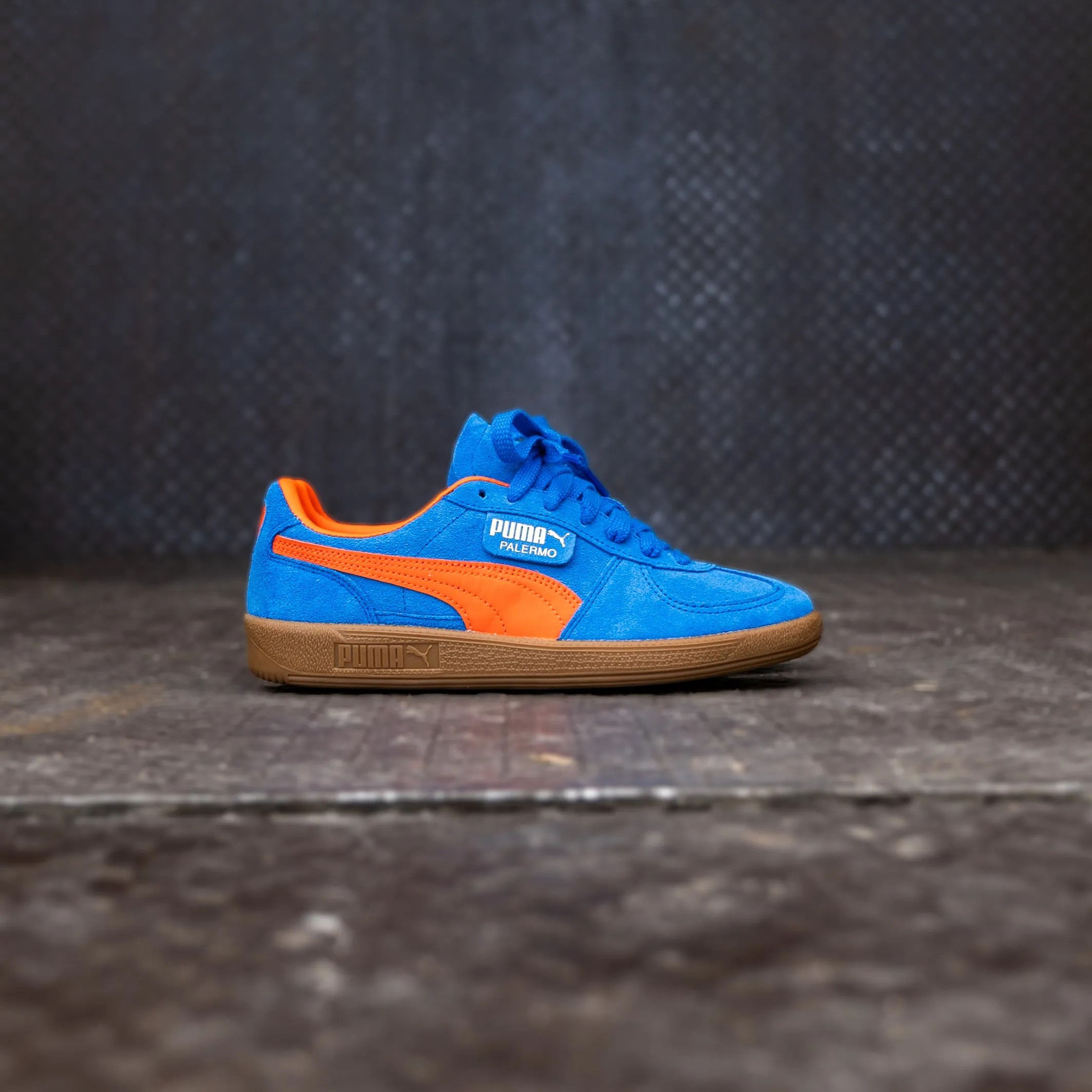 Elevated shock absorption Mens Puma Palermo (Hyperlink Blue/Flame Flicker/Gum)