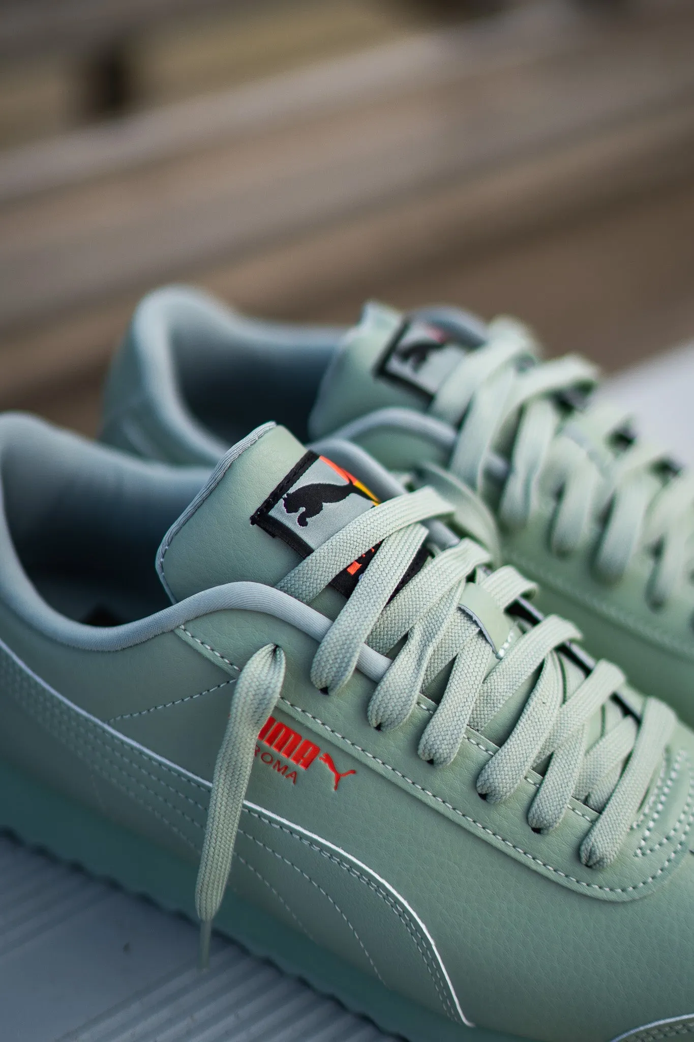 athletes' vintage Mens Puma Roma Brand Love (Green Fog)