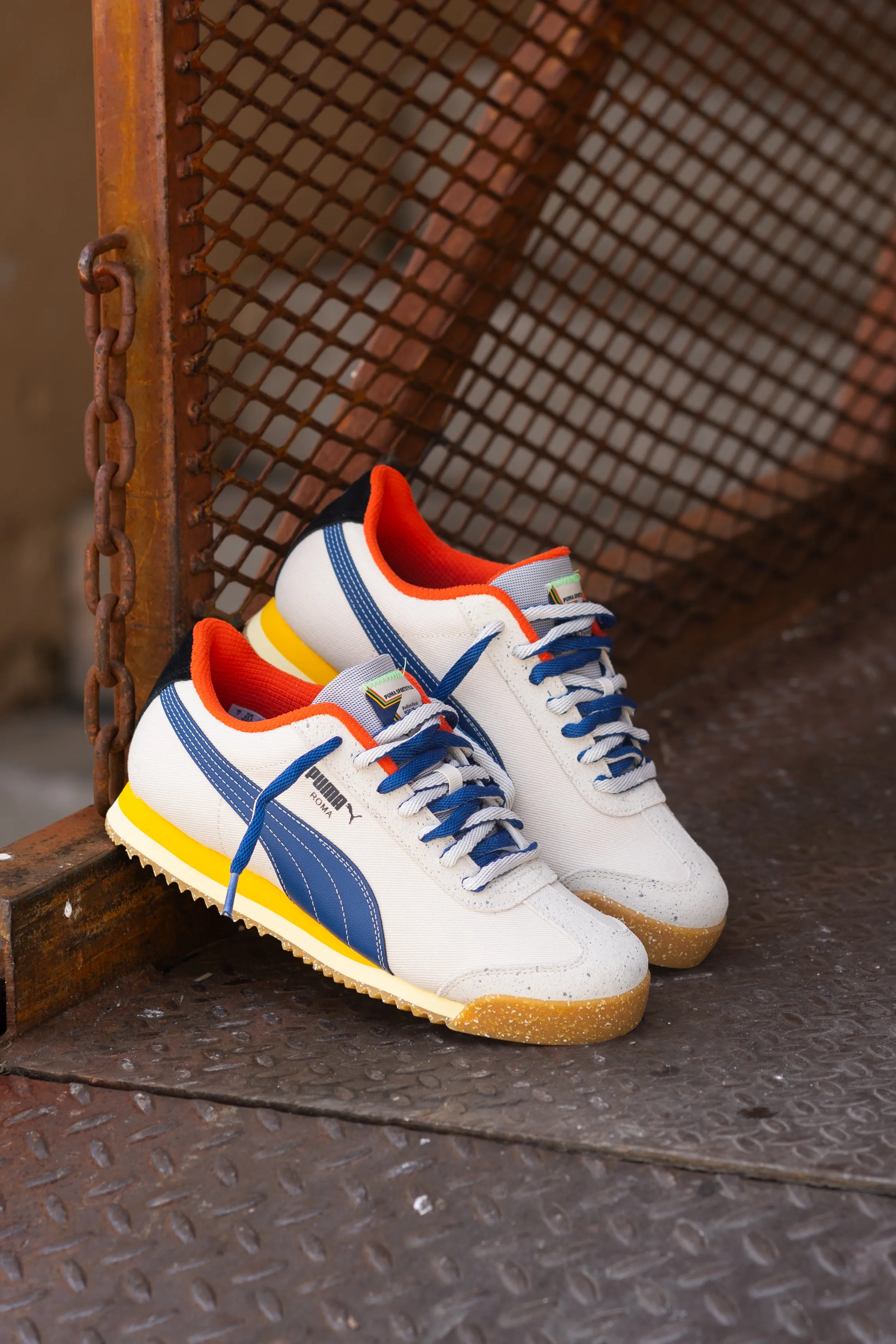 Slim Comfort Authentic Mens Puma Roma Podium (Clyde Royal/Creamy Vanilla)