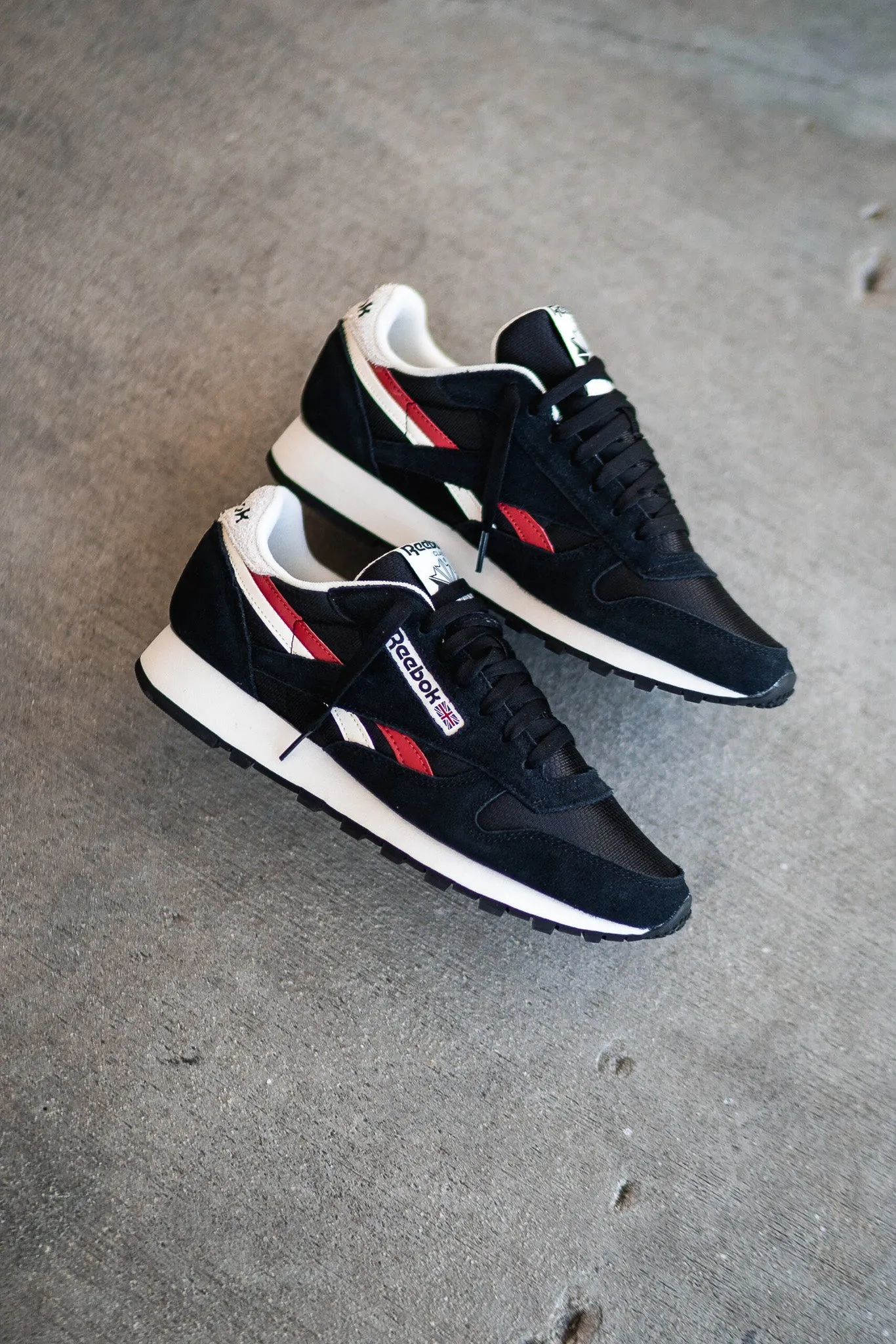 Men's Reebok Classic Leather (Core Black/Red) least stylish Ultra-soft feel