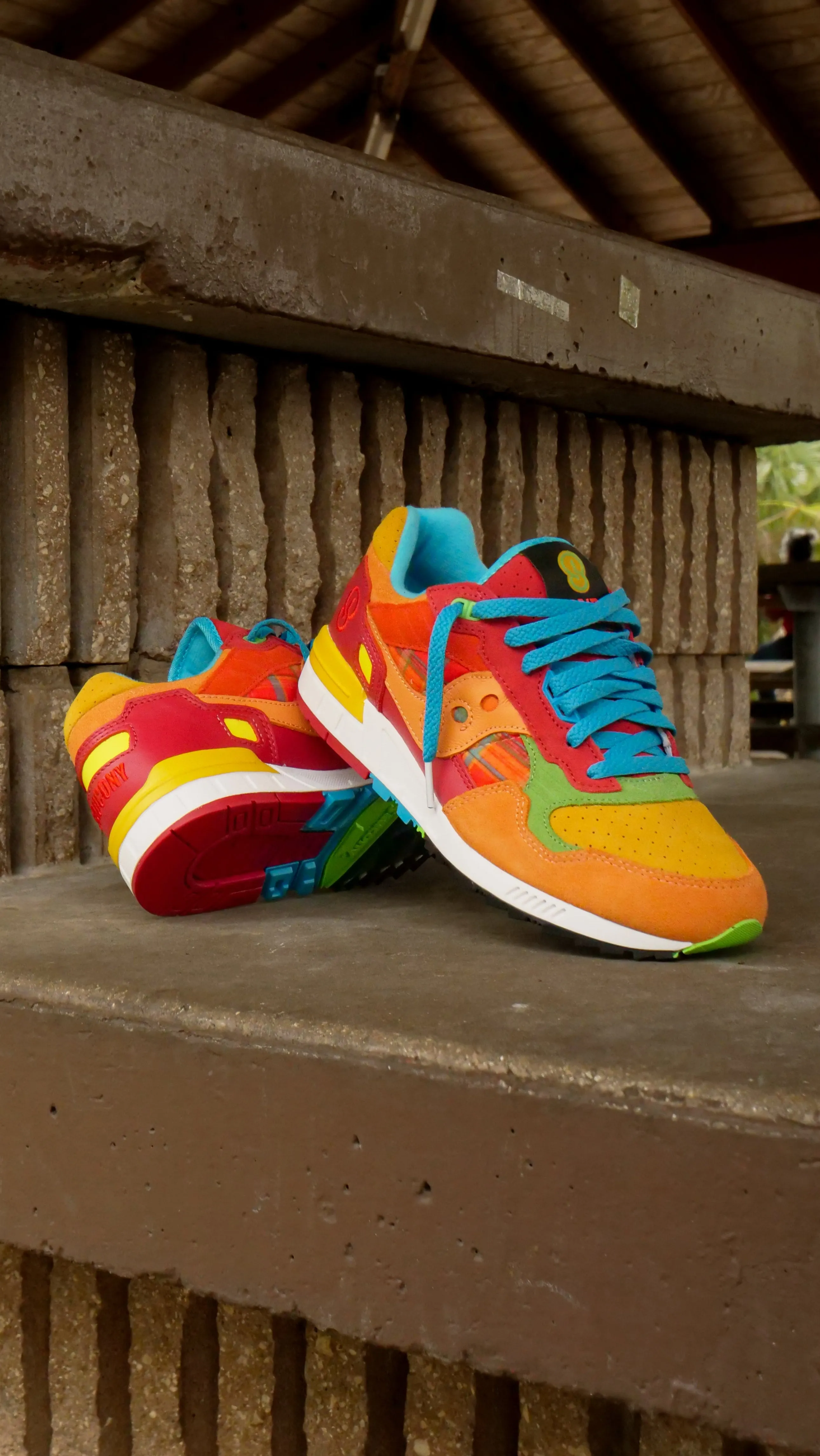 Mens Saucony & Friends Shadow 5000 (Bariole) walking - style