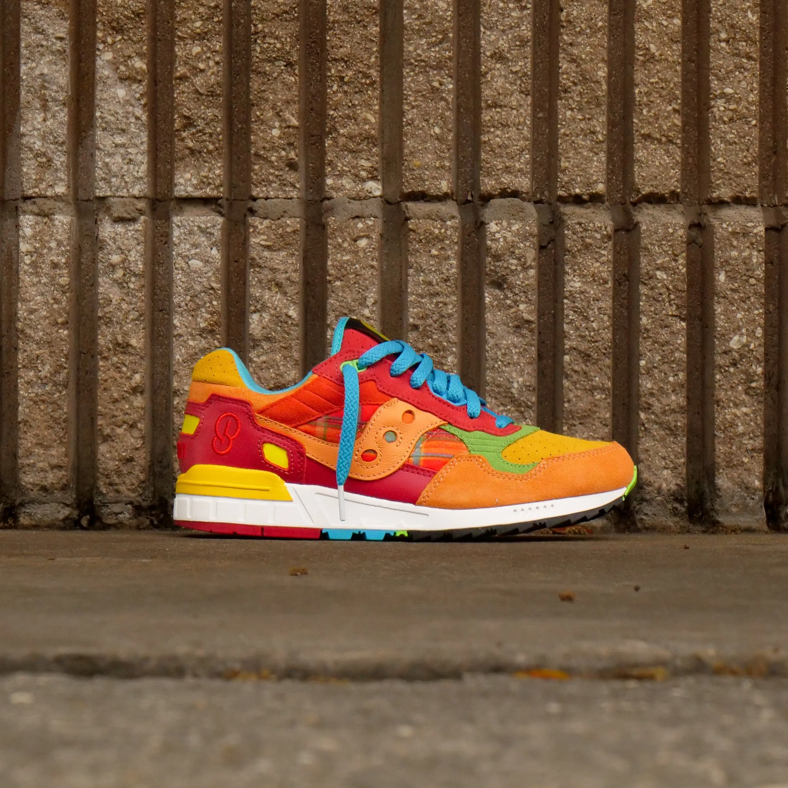Mens Saucony & Friends Shadow 5000 (Bariole) pattern - style fewest