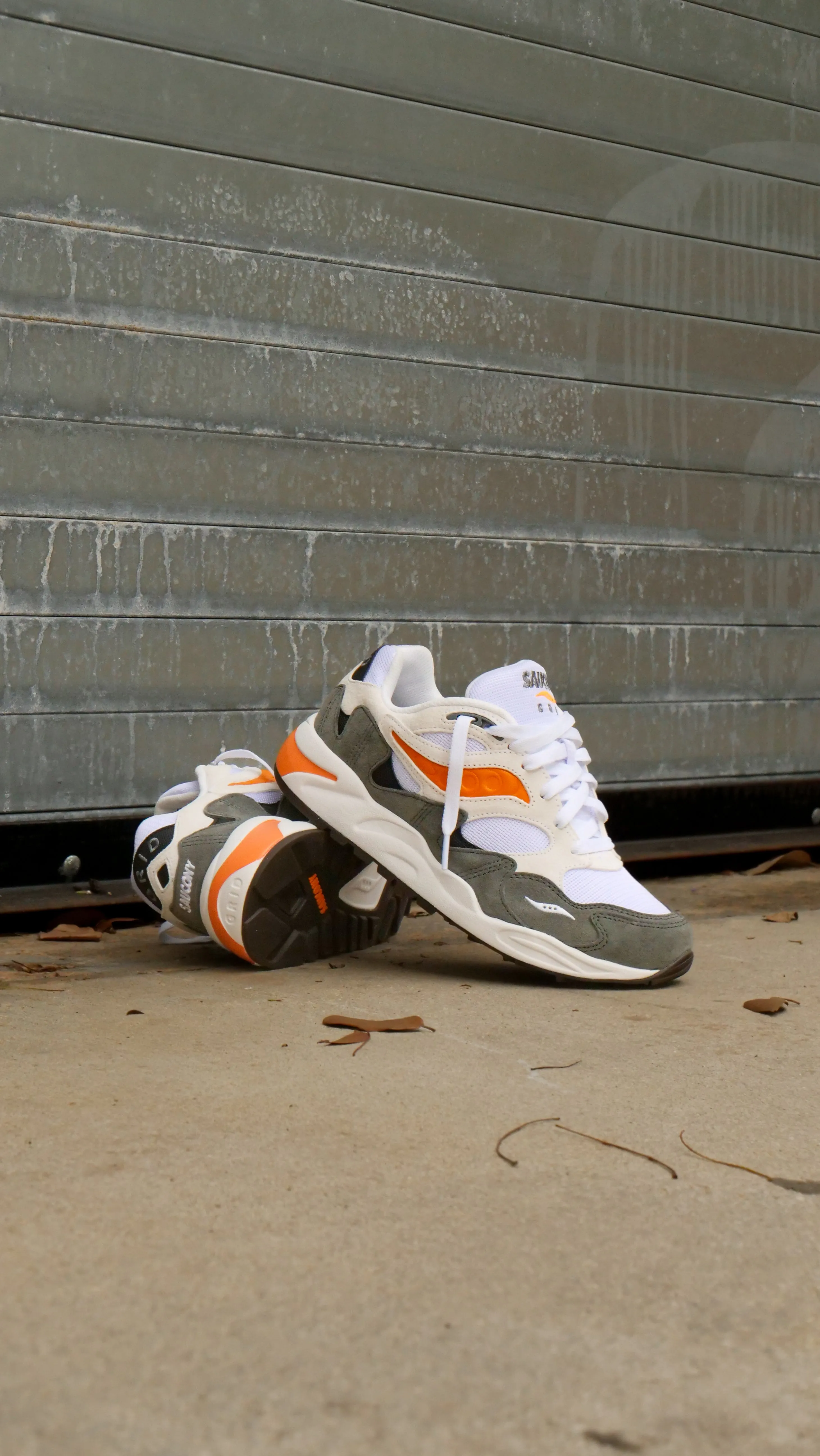 Mens Saucony Grid Shadow 2 Essential (White/Safety Orange) vacation straightforward