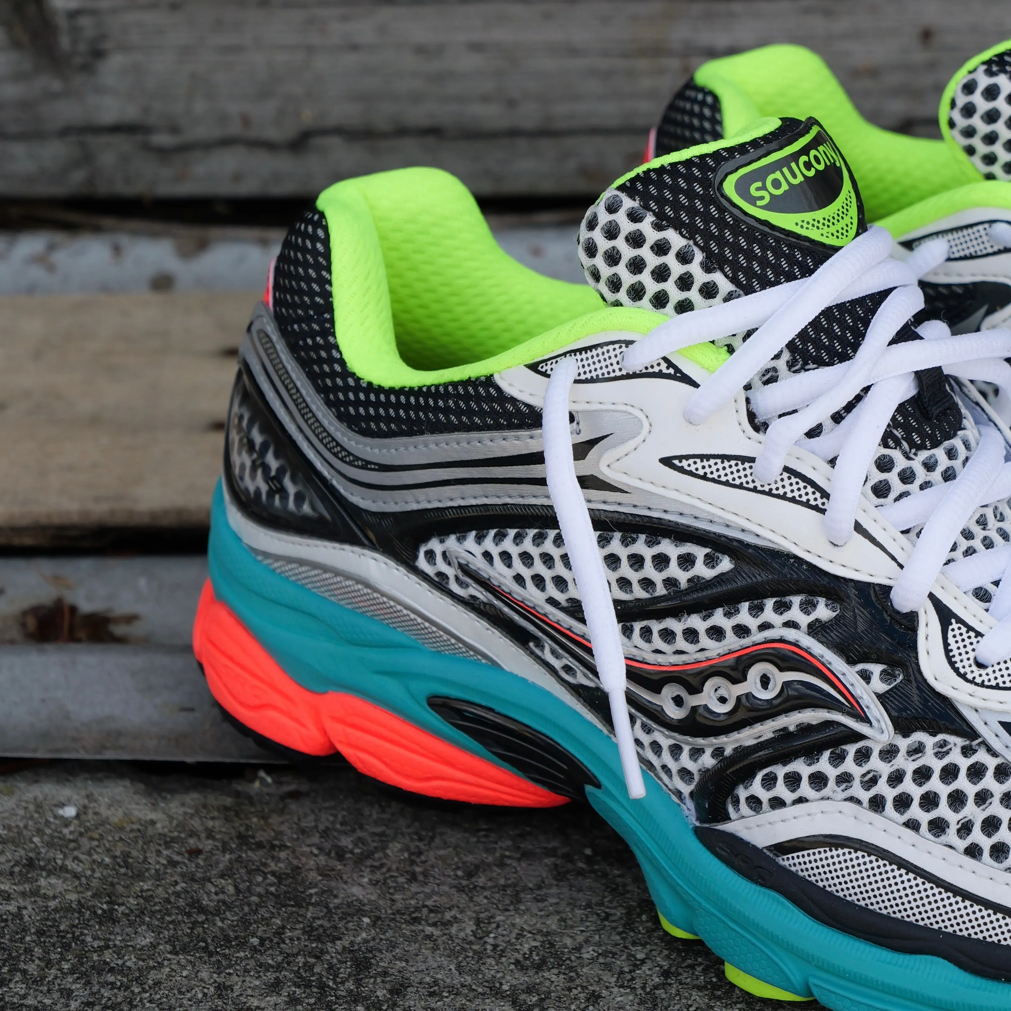 Zip - up Mens Saucony ProGrid Omni 9 (Silver Mutant)