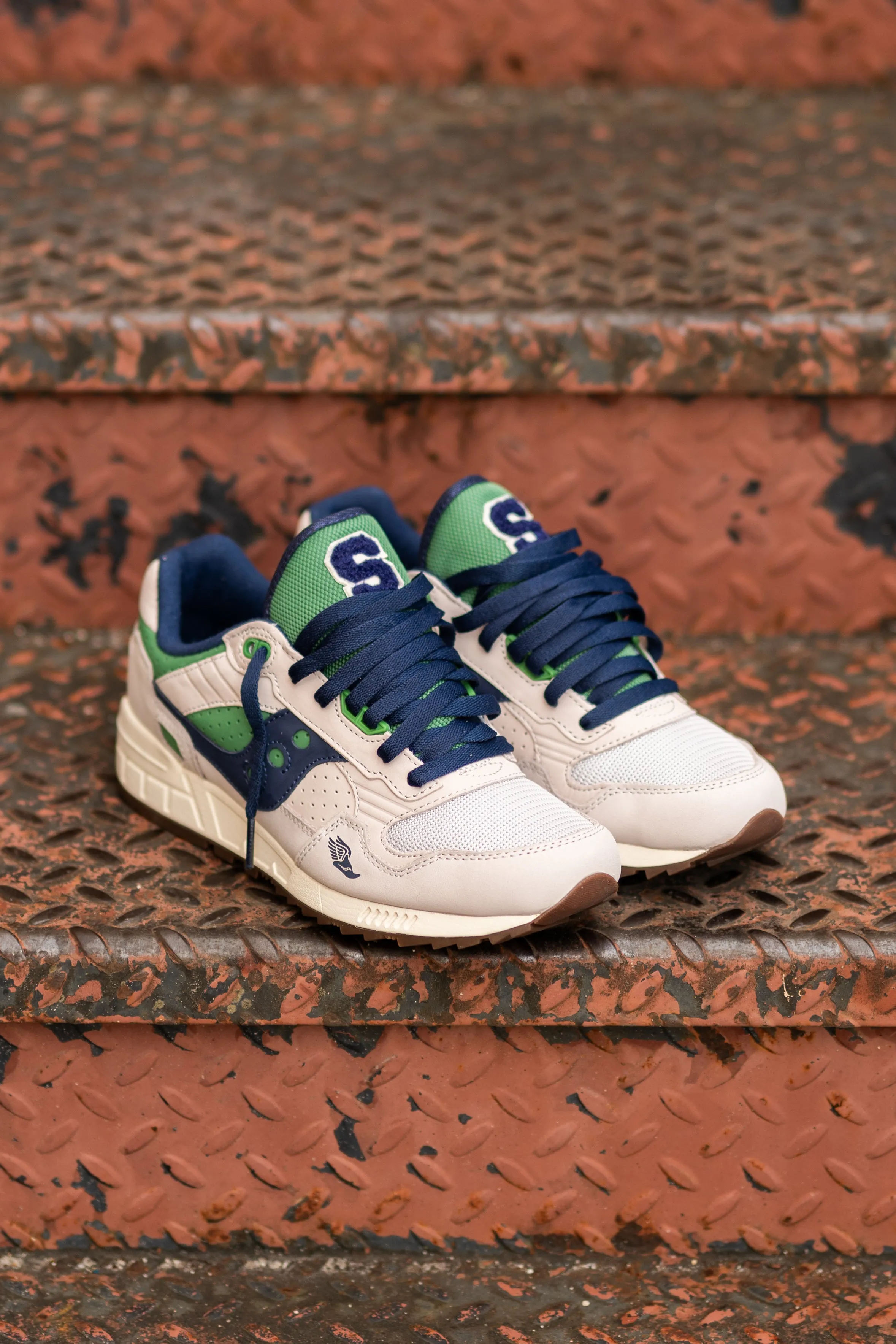 slip-resistant low - quality Mens Saucony Shadow 5000 Ivy League (Fog/Green)