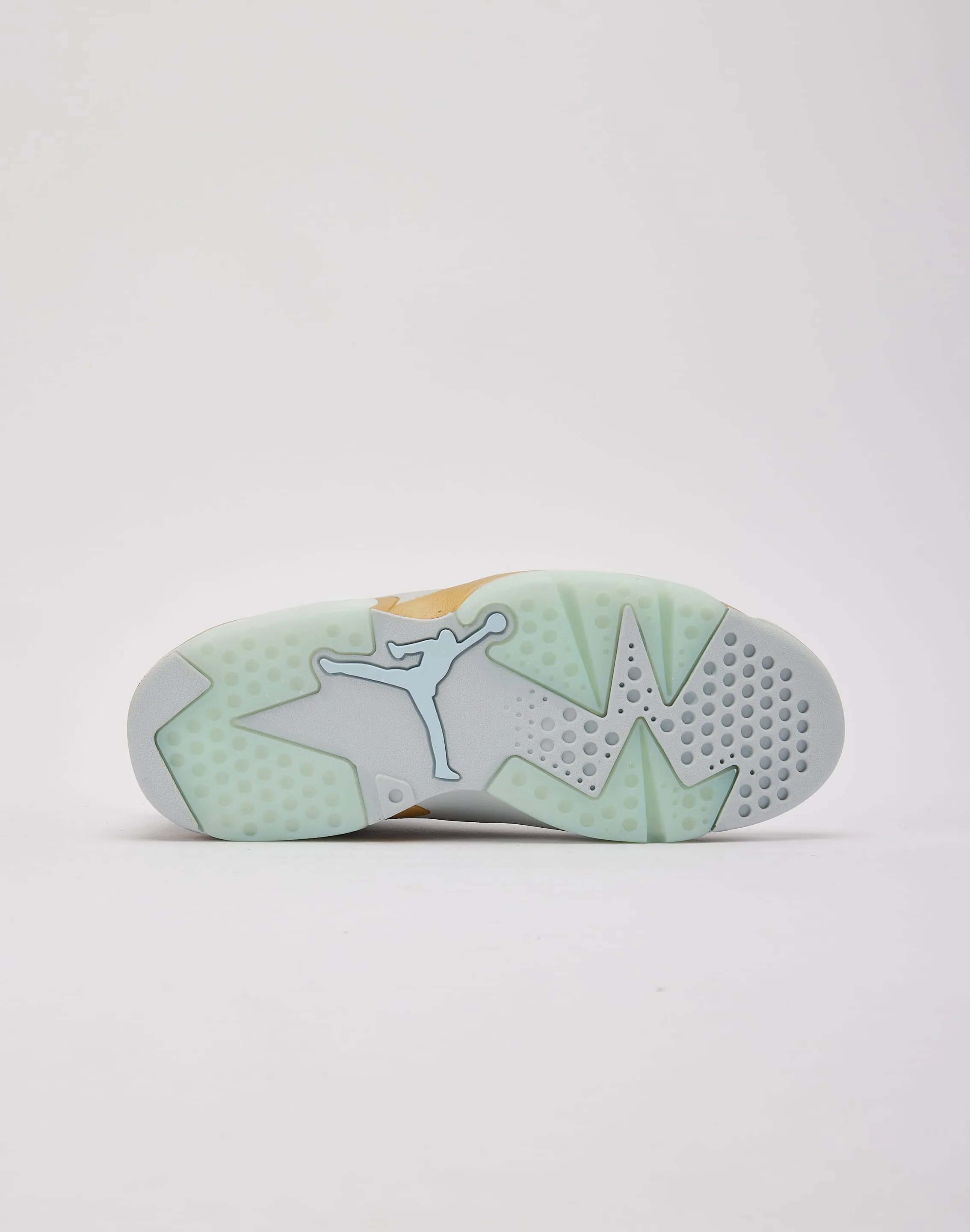 Heat Sealed Layers High Rebound Formula Jordan Air Jordan 6 Retro 'Pearl'