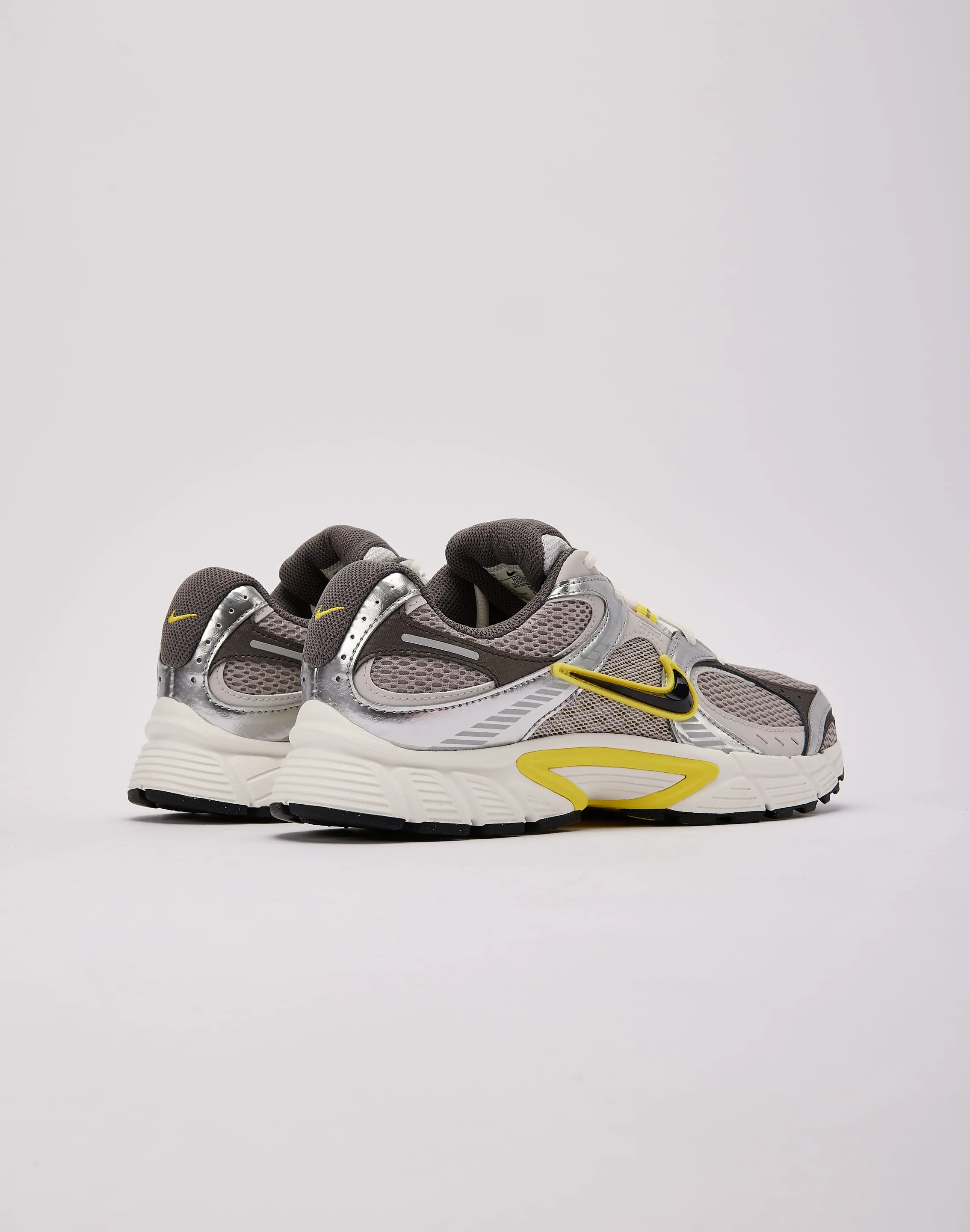 Nike V5 RNR SoftSole Simple Build