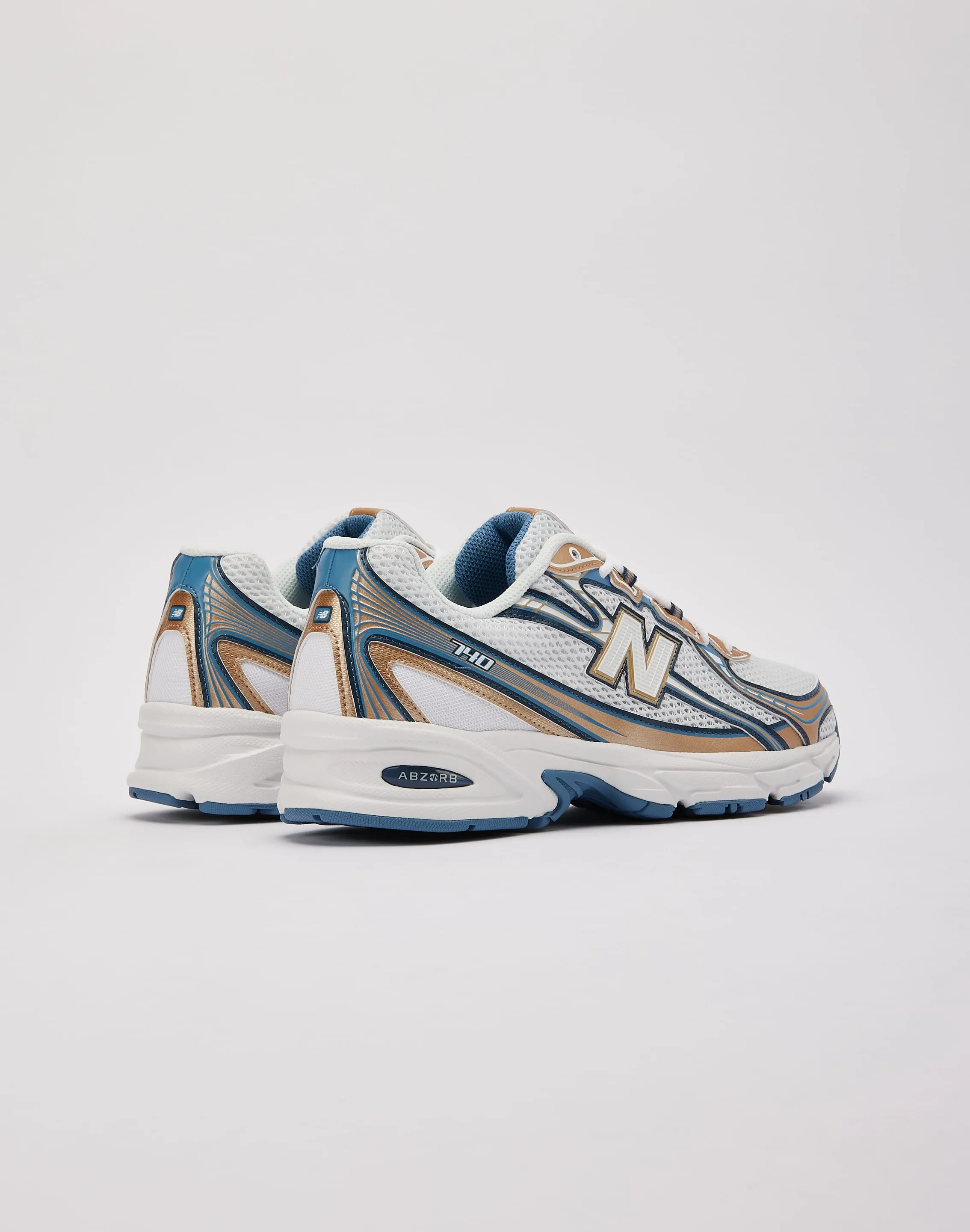 New Balance 740 March Step