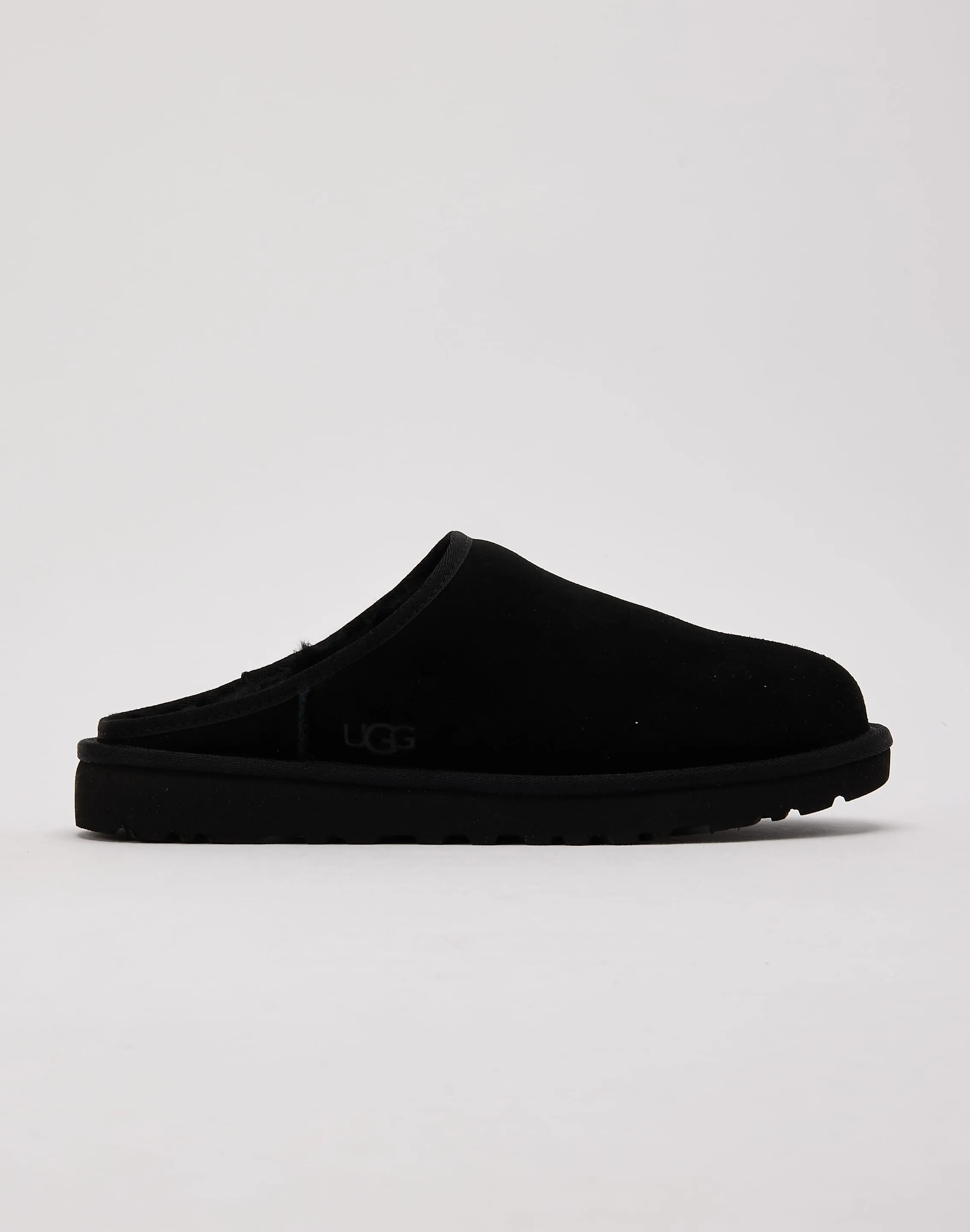 Shoe Game UGG Classic Slip-On