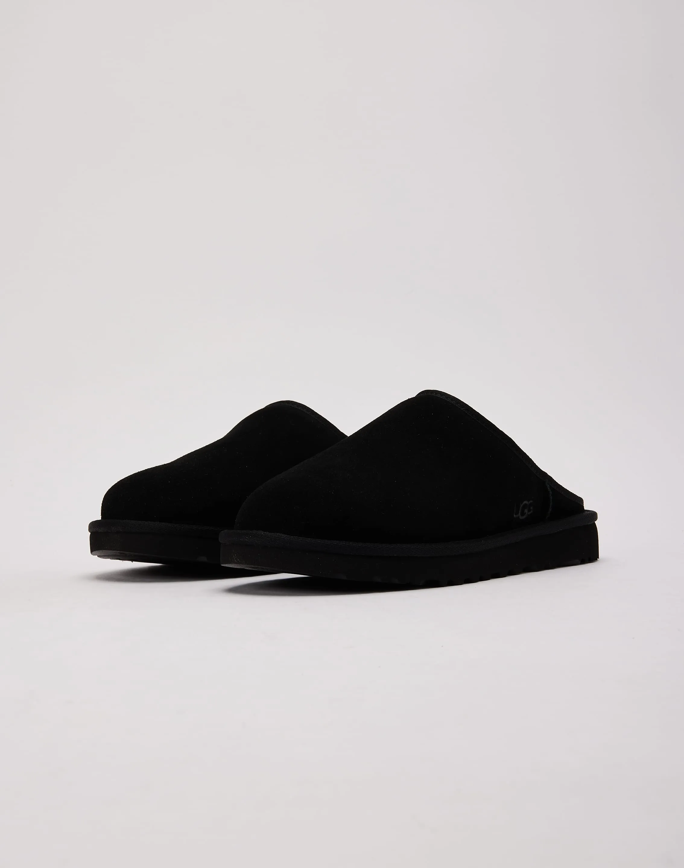 UGG Classic Slip-On Light Fit Street Cool