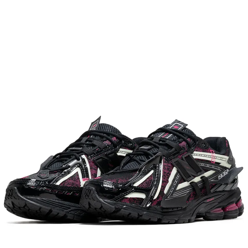 New Balance 1906A - Black/Dragon Berry thick - sole shoes
