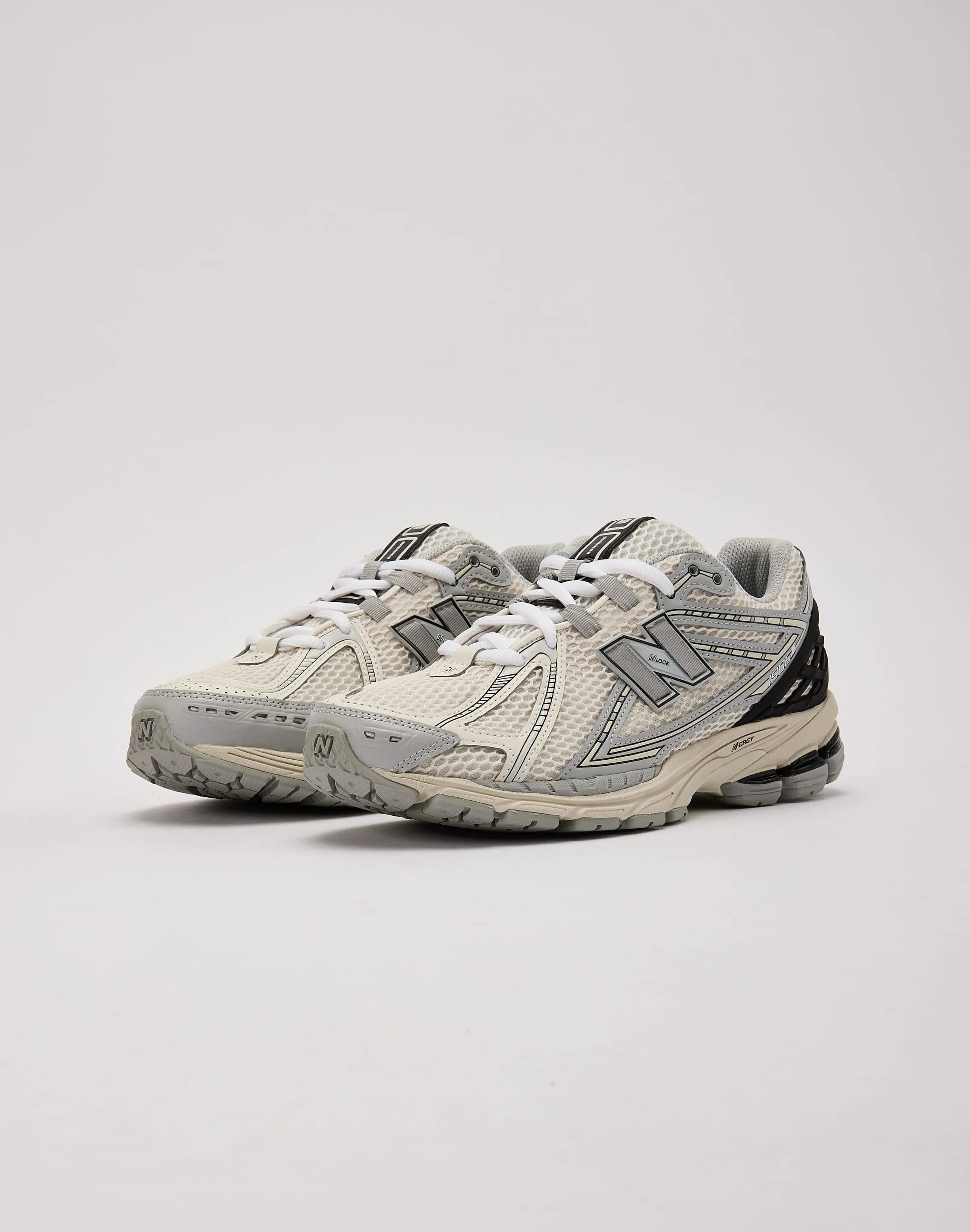 Slip In New Balance 1906R