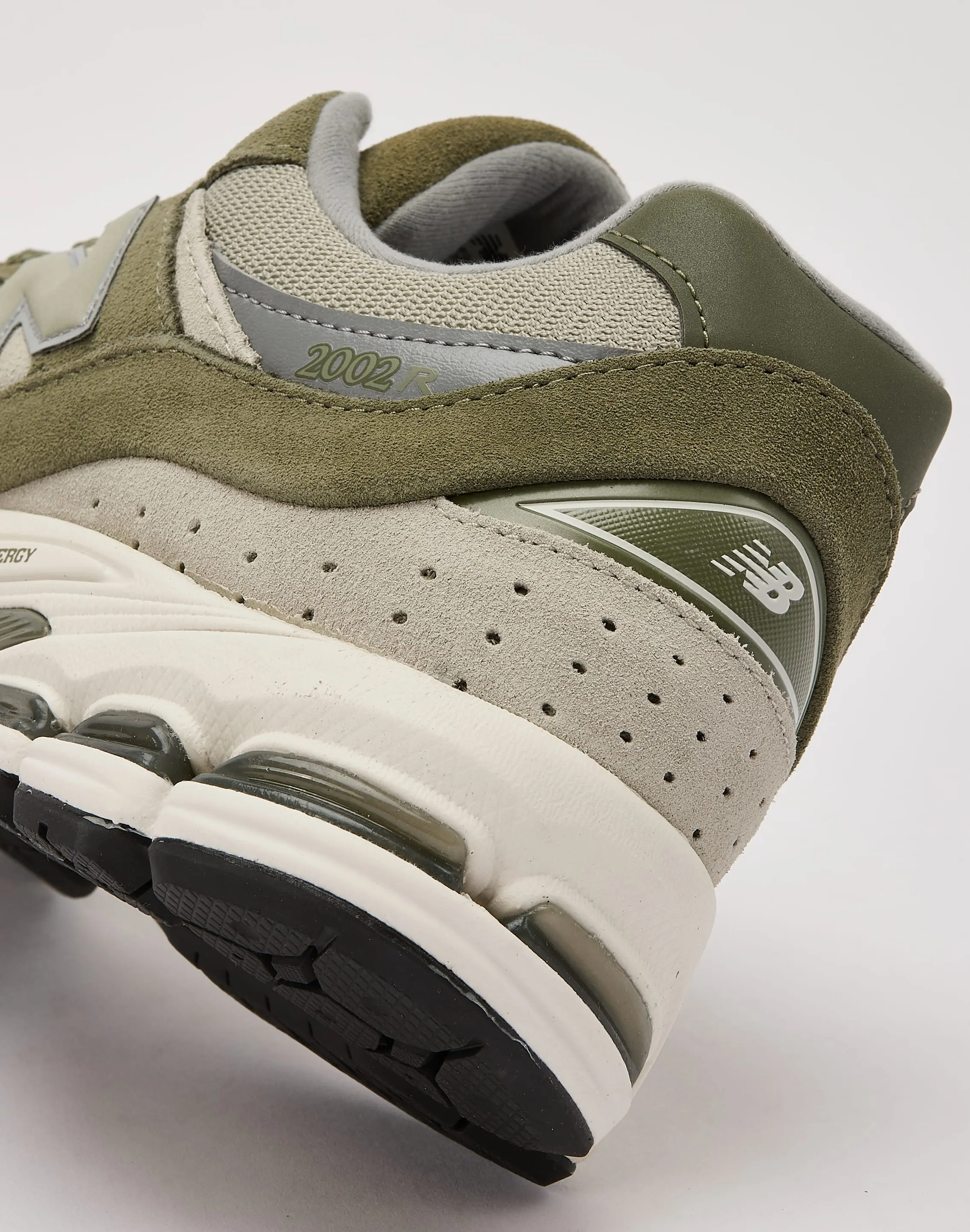 Ultra Breathable New Balance 2002R