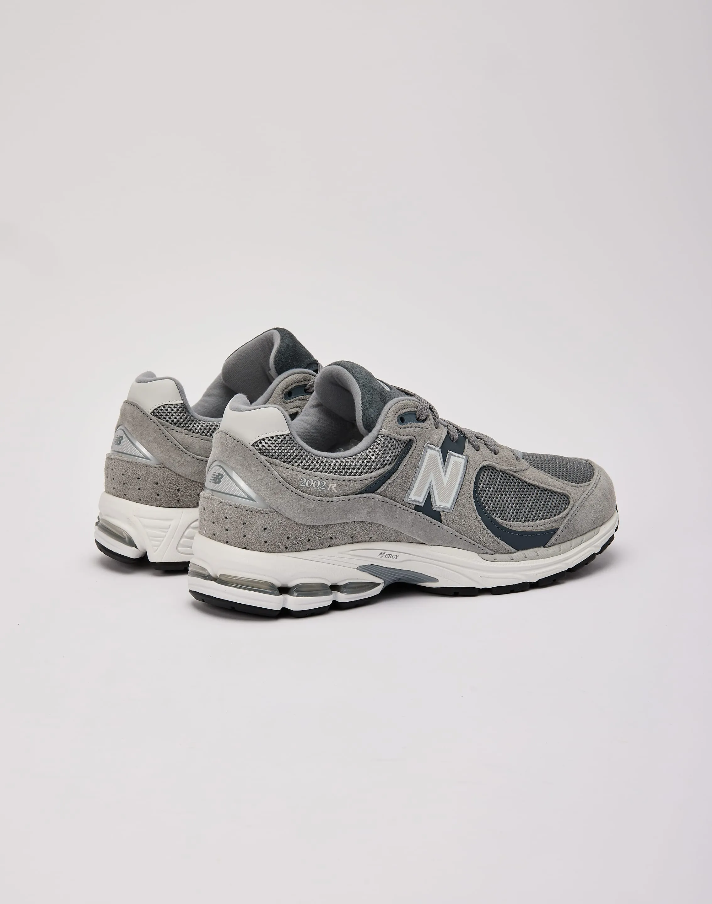 Guard Step New Balance 2002R