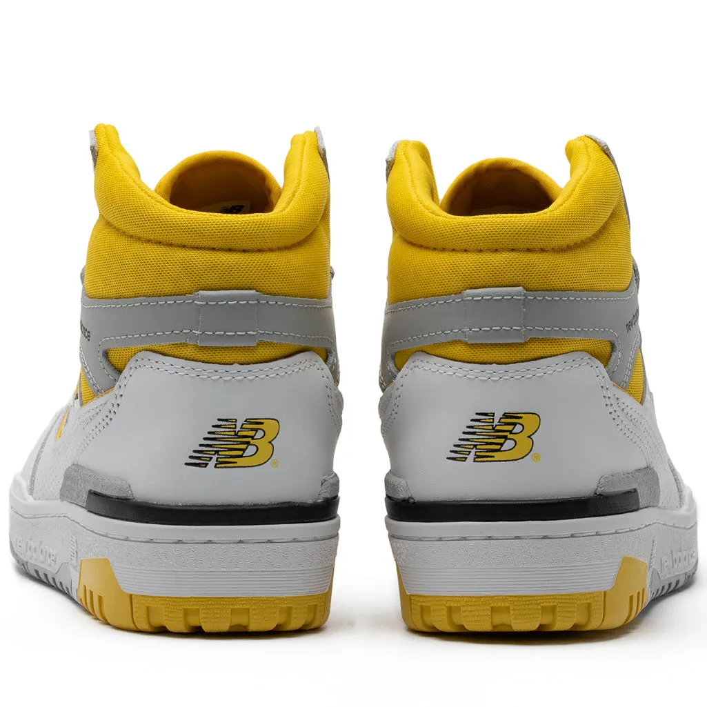 New Balance 650R - White/Yellow branded running shoes