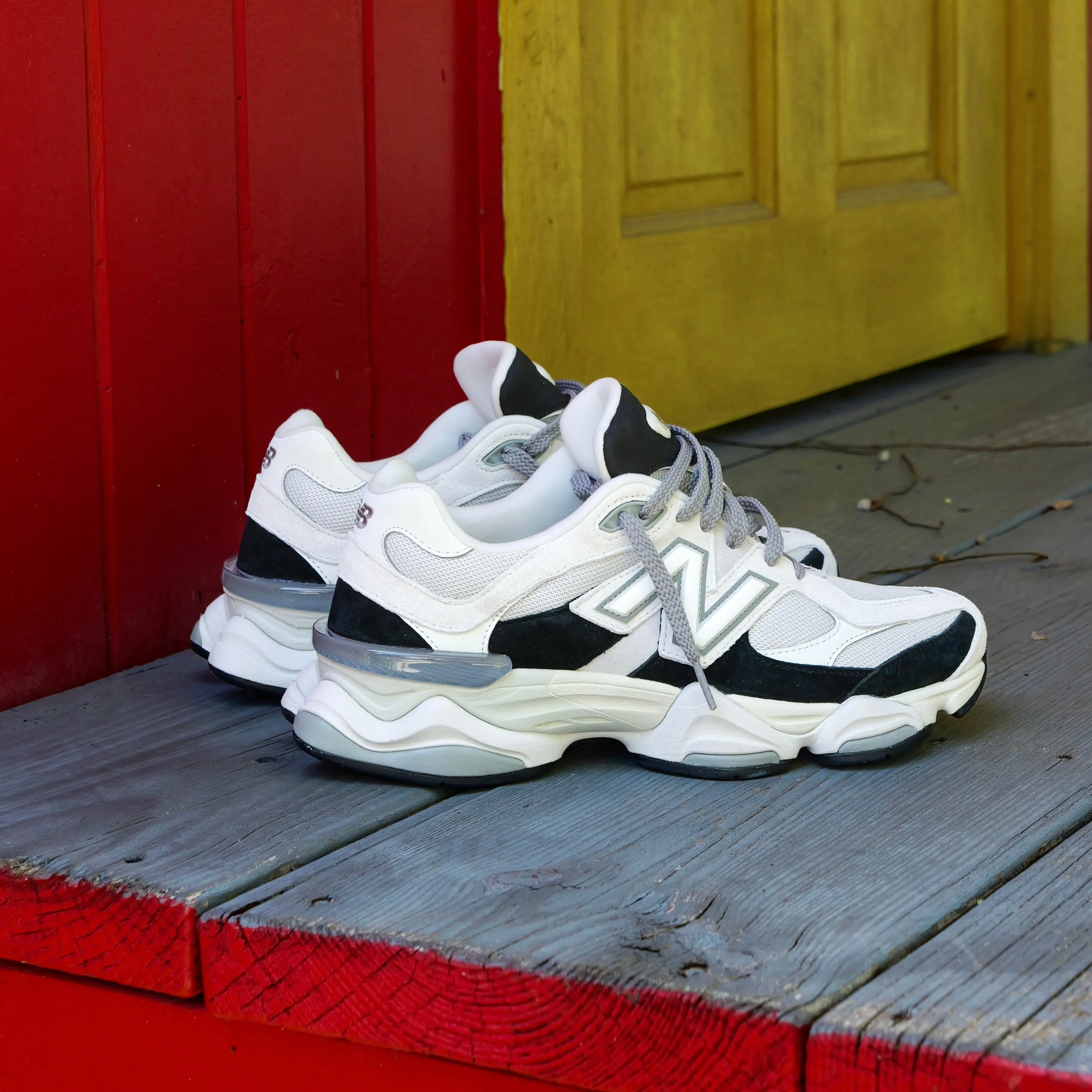 Long-lasting New Balance 9060 (Grey/Jet Black) - U9060JBB