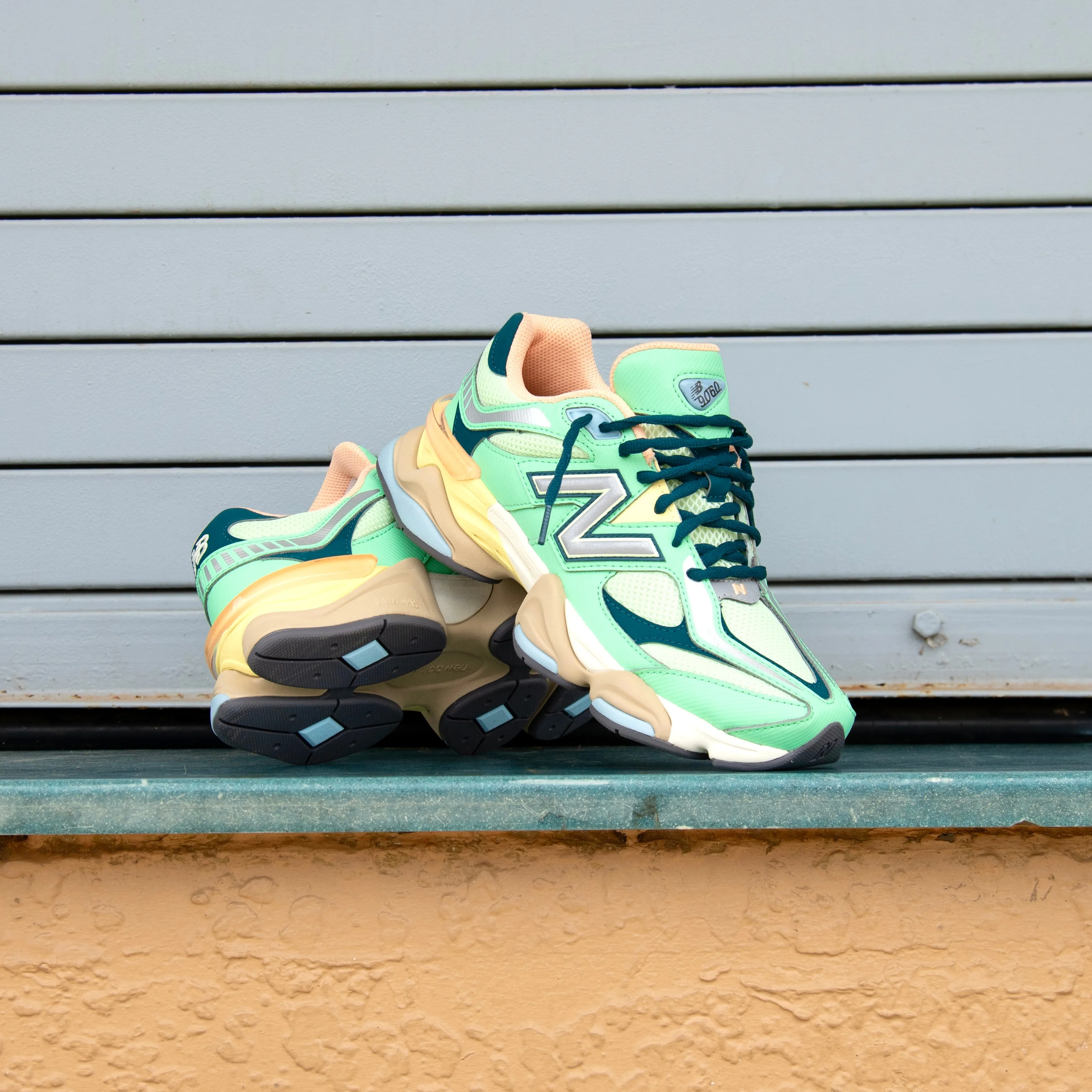 New Balance 9060 (Sweet Grass Deep Ocean) - U9060TMA Stackable
