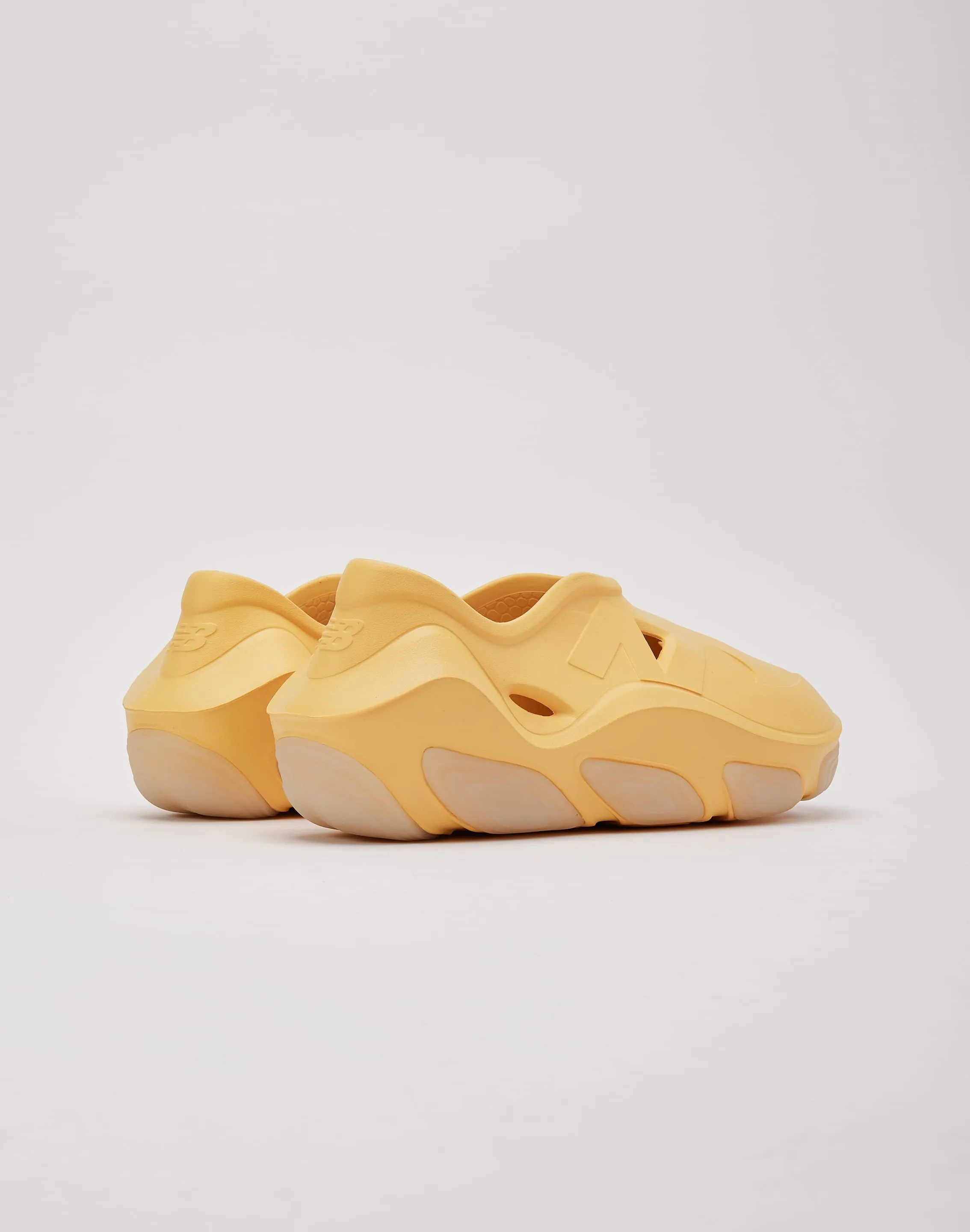 Compression Fit New Balance Fresh Foam X RCVRY