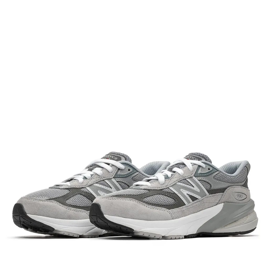 New Balance FuelCell 990v6 (GS) - Grey running during the day shoes Endurance - running