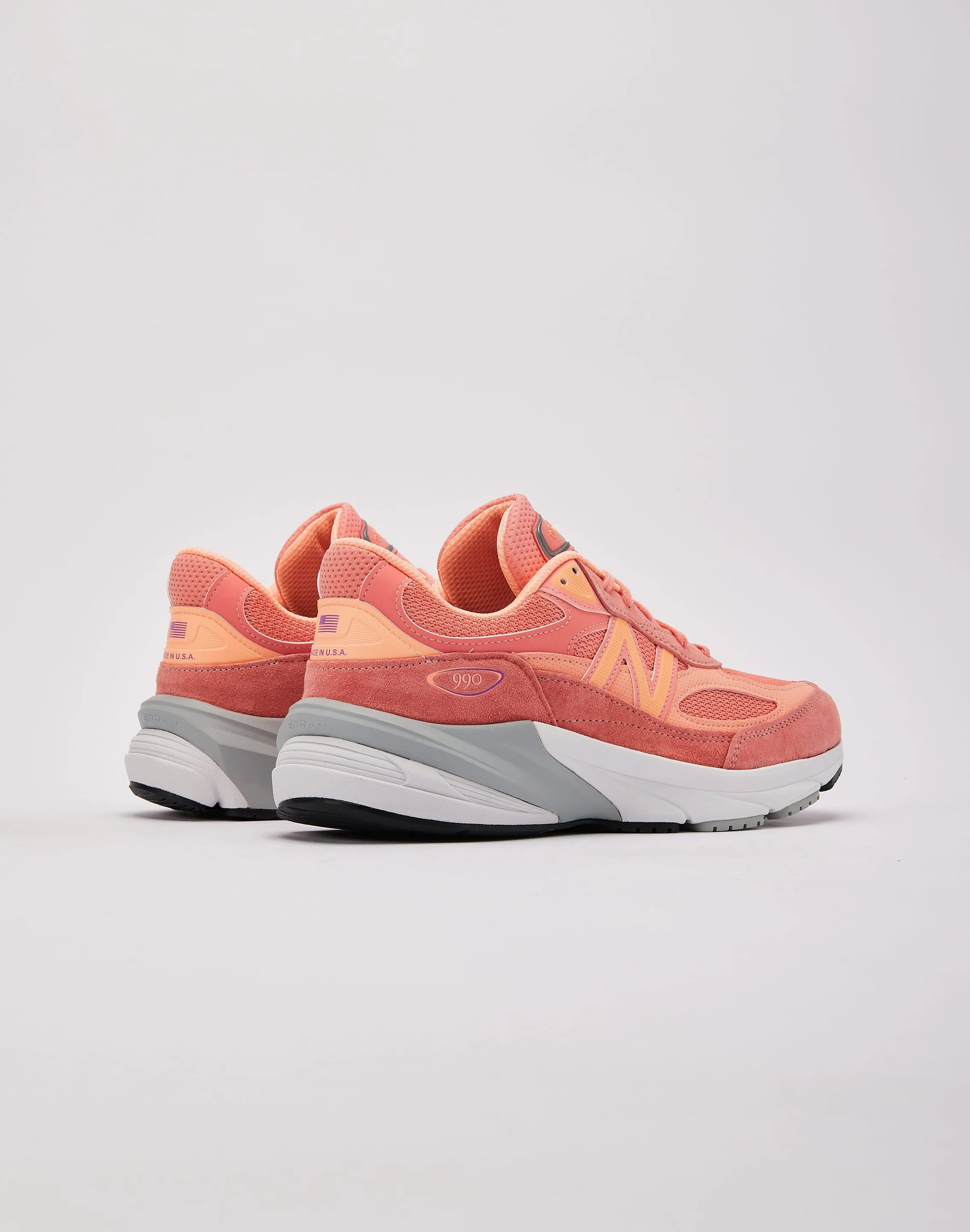 Practical Footwear Street Move New Balance MADE In USA 990v6