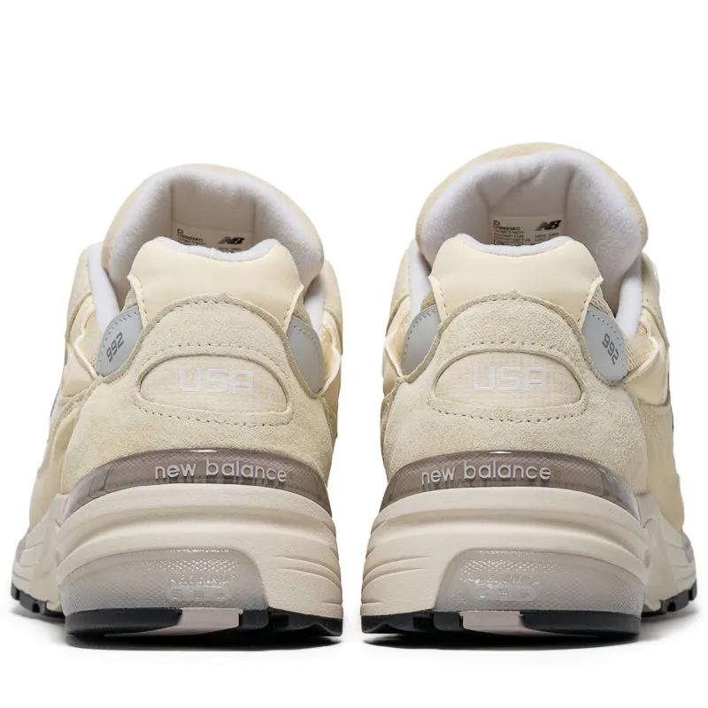 New Balance Made In USA 992 - Calcium/Raw Almond sports shorts