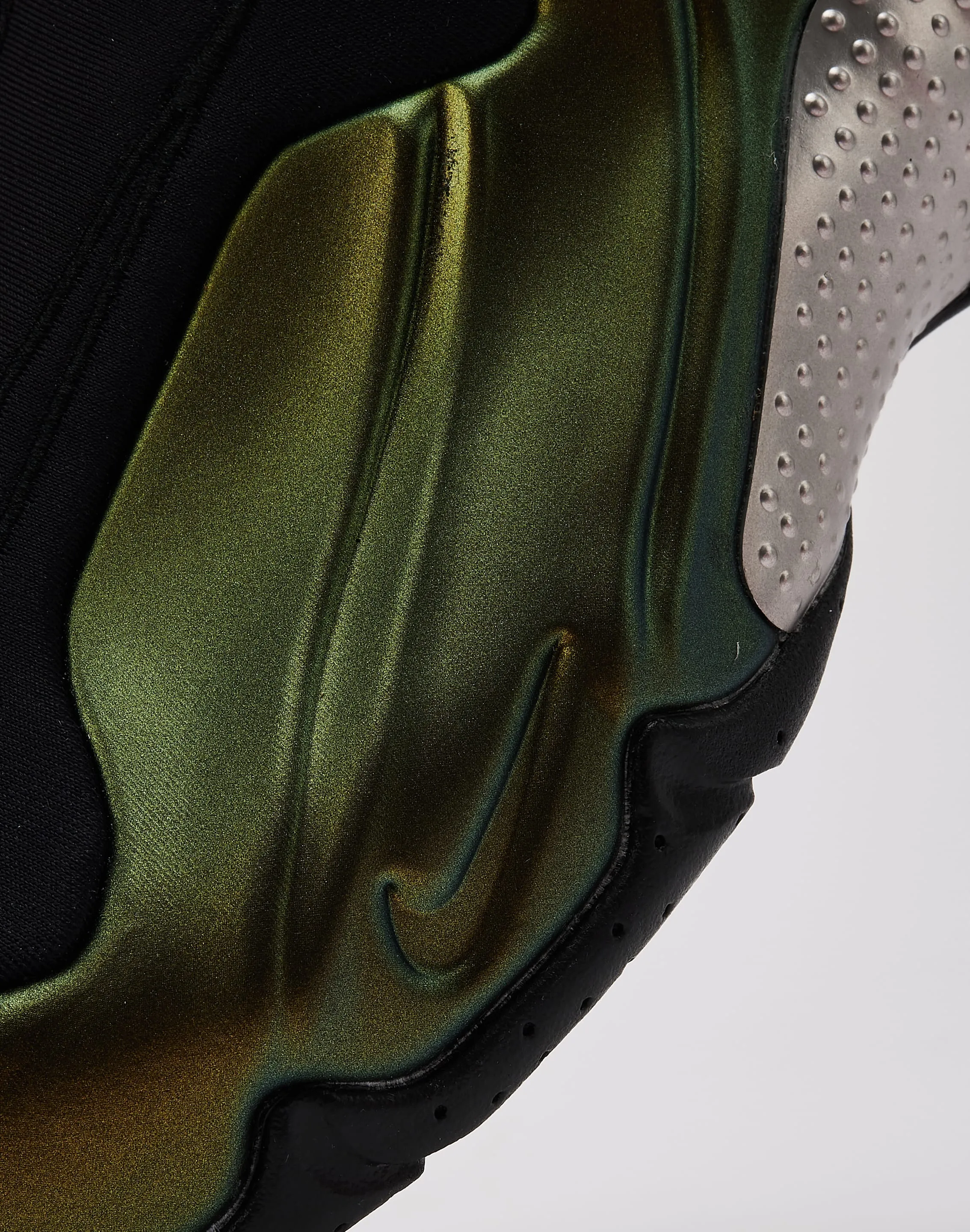Superior Cushioning Nike Air Flightposite 'Metallic Gold'
