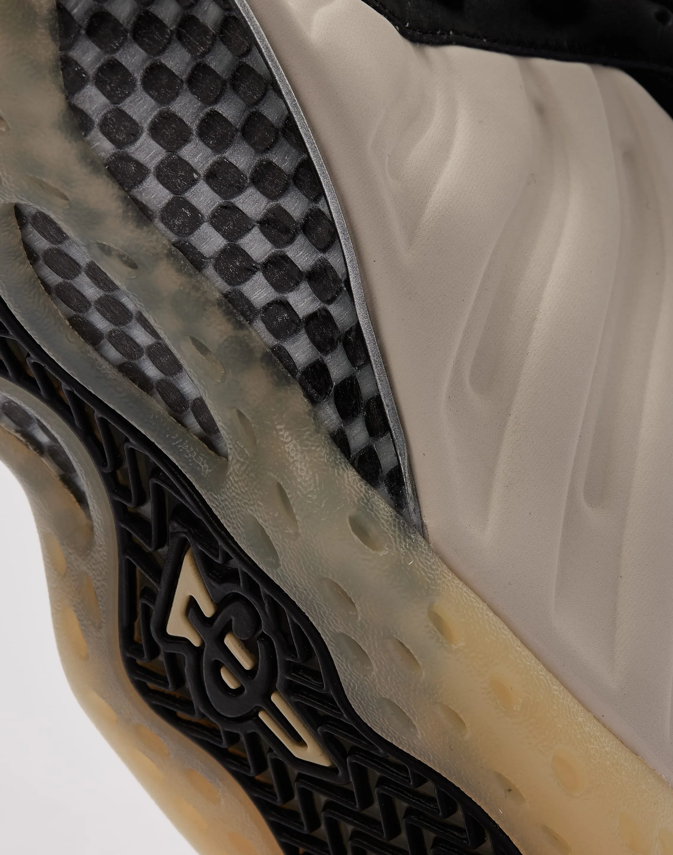 Nike Air Foamposite One 'Light Orewood Brown' Supportive