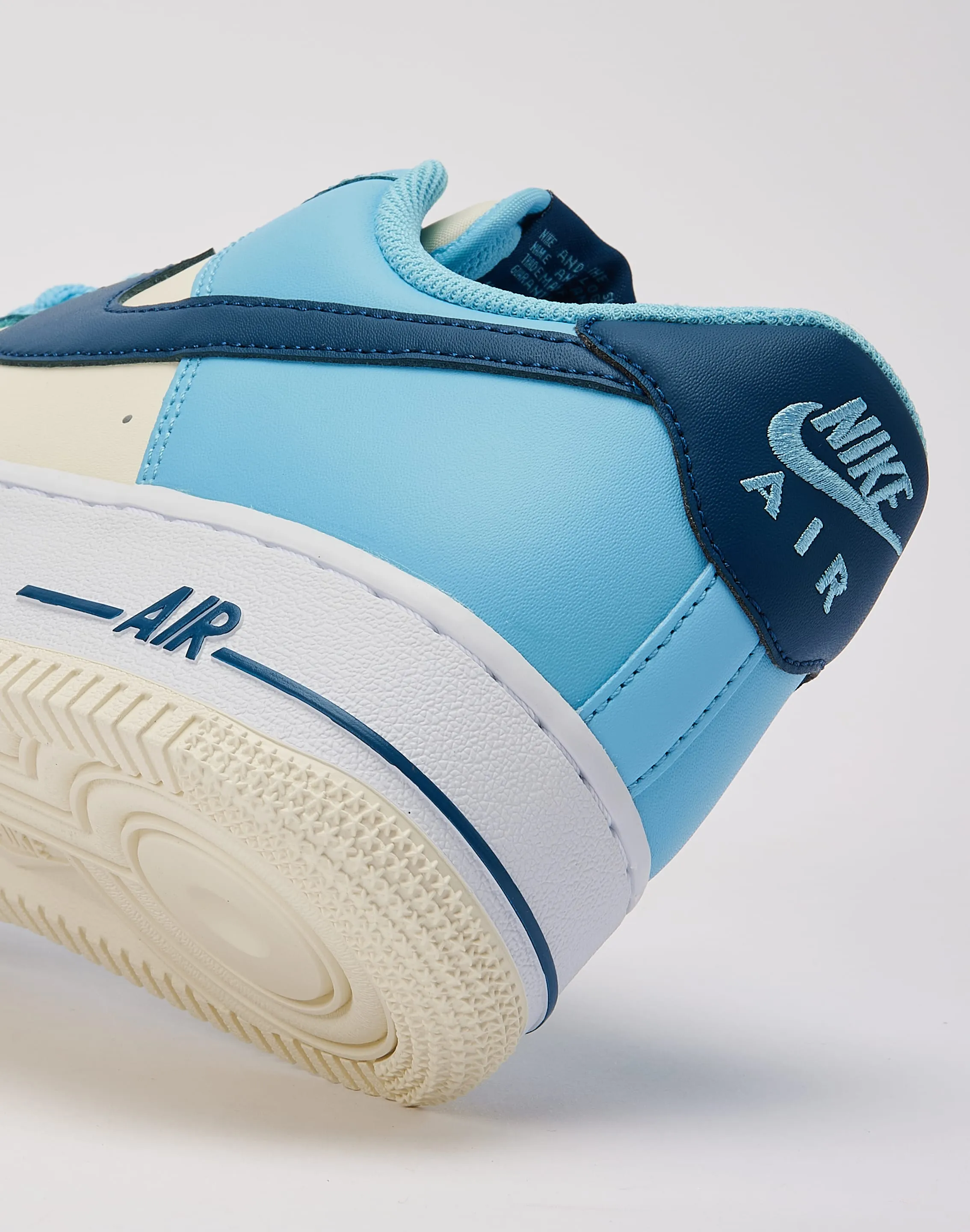 High Top Design Lightweight Outsole Nike Air Force 1 Low '07