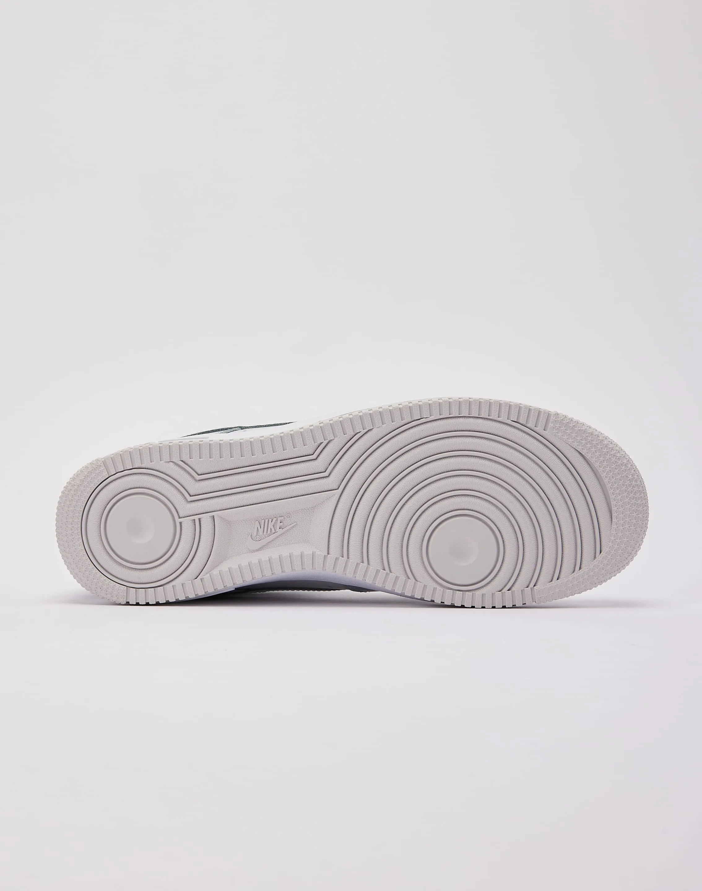 Urban Mood Nike Air Force 1 Low '07 LV8