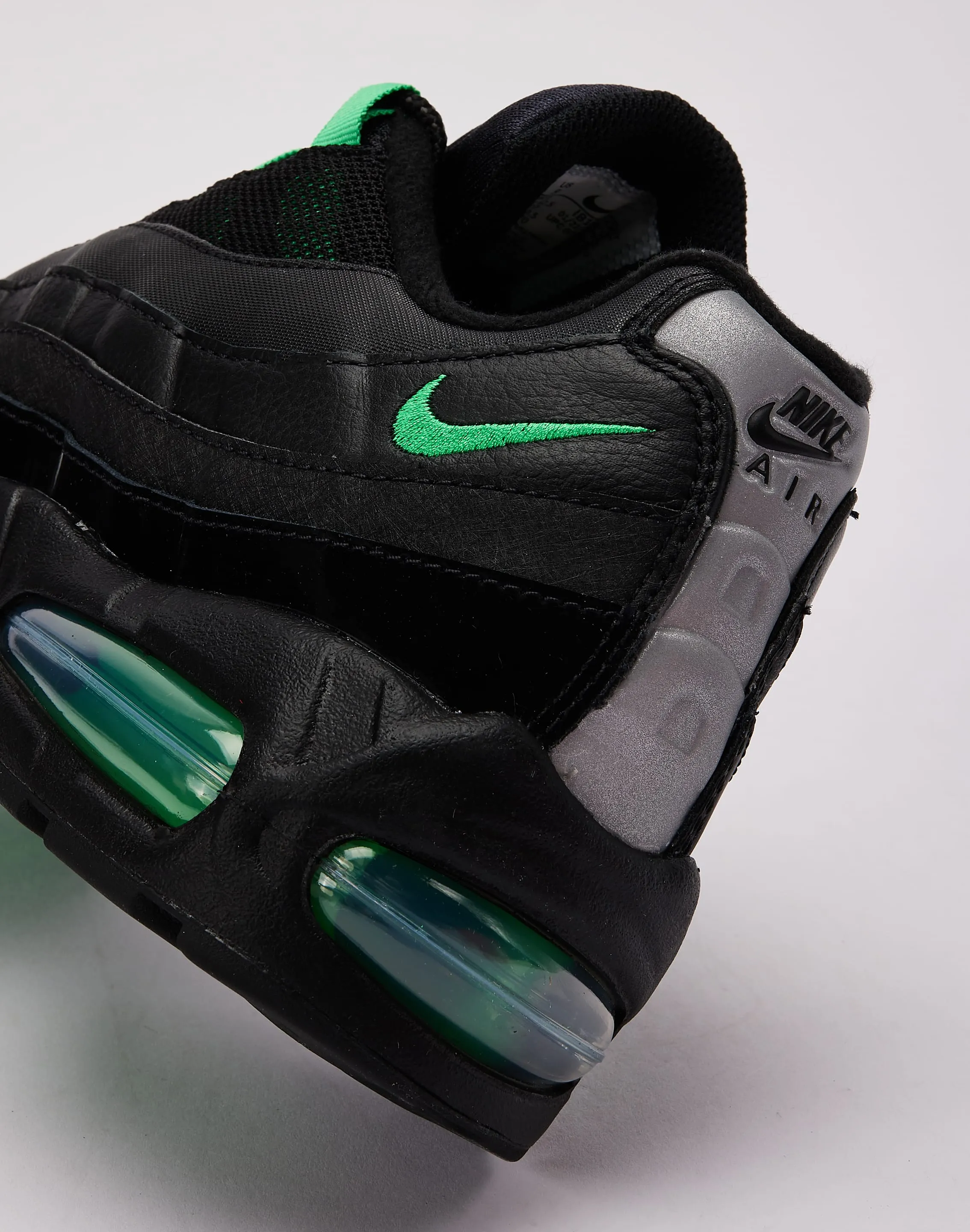 Nike Air Max 95 OG Sunset Walk Glide Step