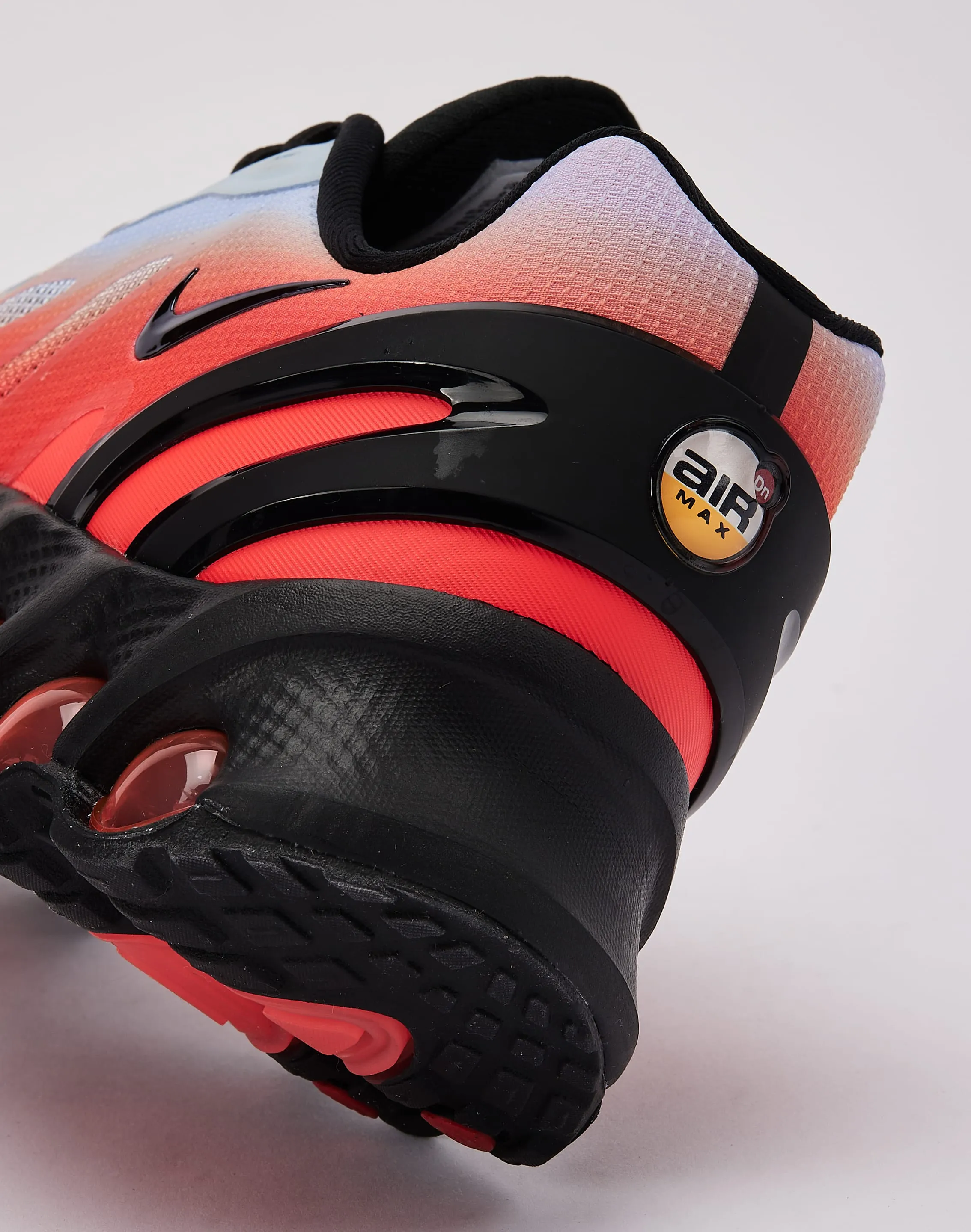 Nike Air Max Dn8 Soft Lining boots