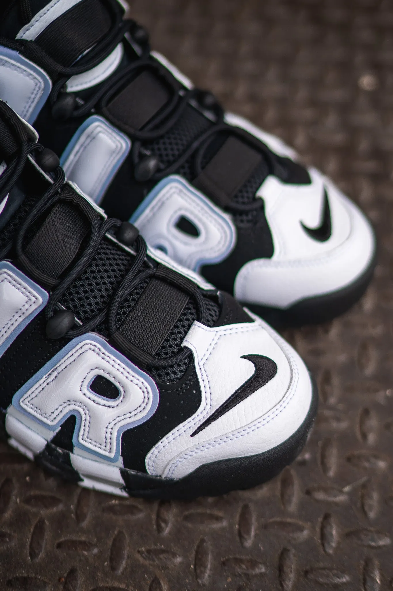 Nike Air More Uptempo 96 (Black/White) - DV0819-001 workers' silhouette